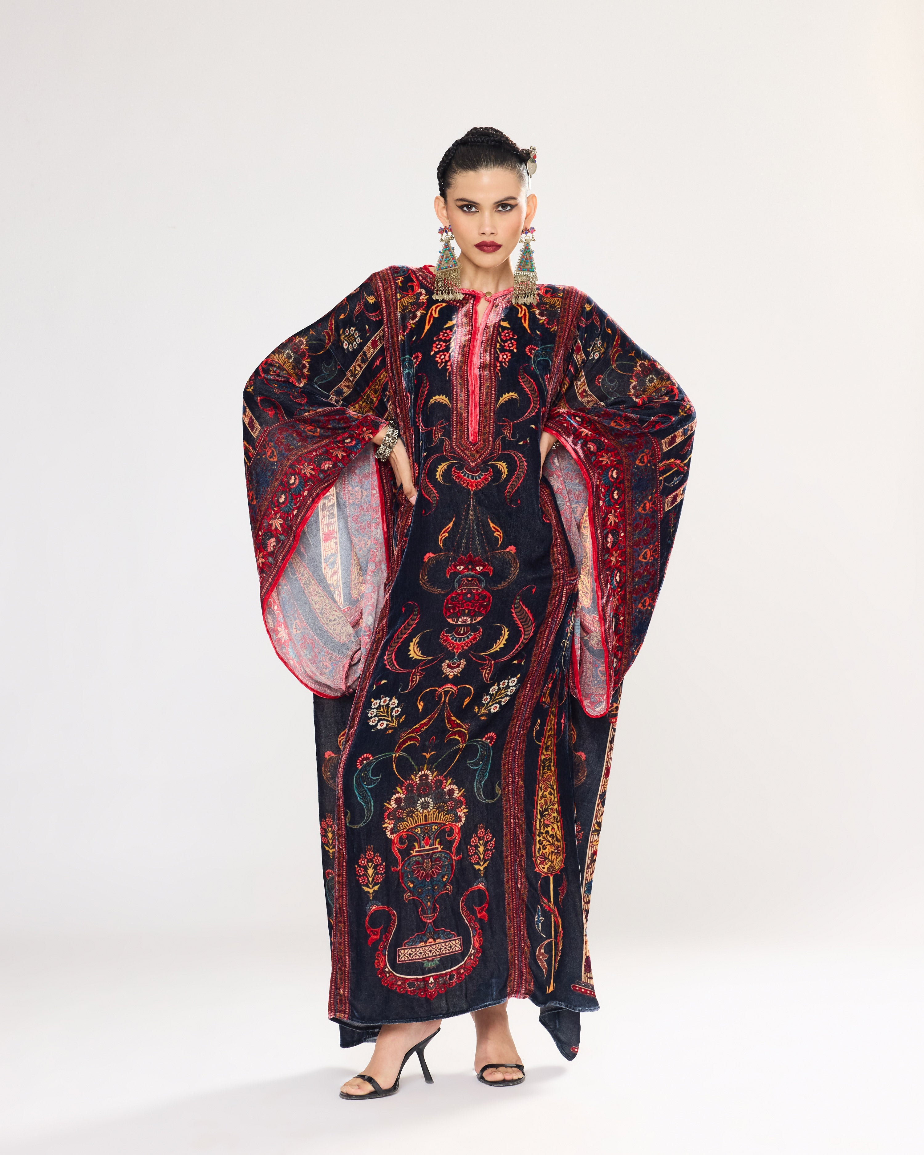 Arabian Nights : Beatrice - Black/Red