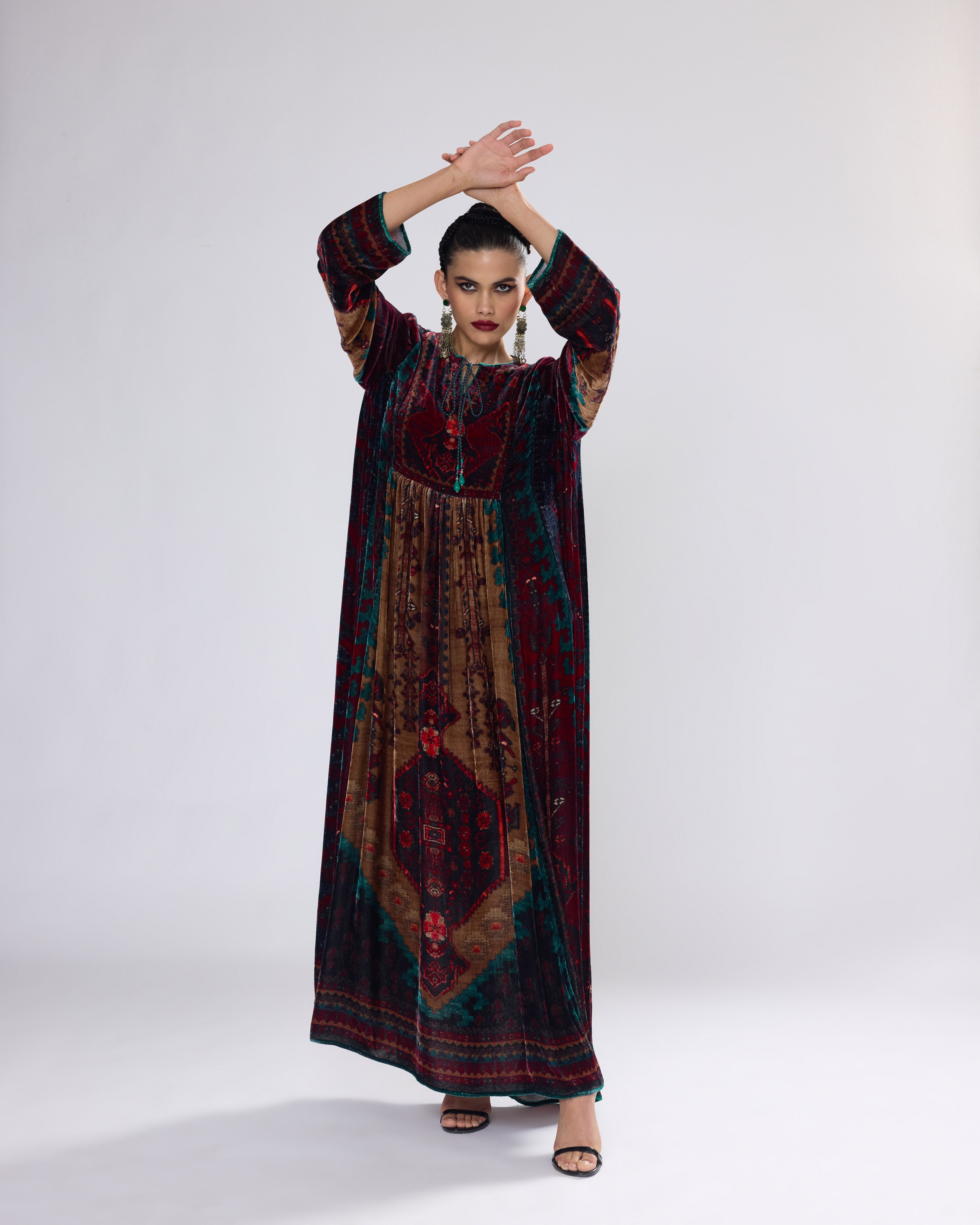 Arabian Nights : Anisha - Chestnut