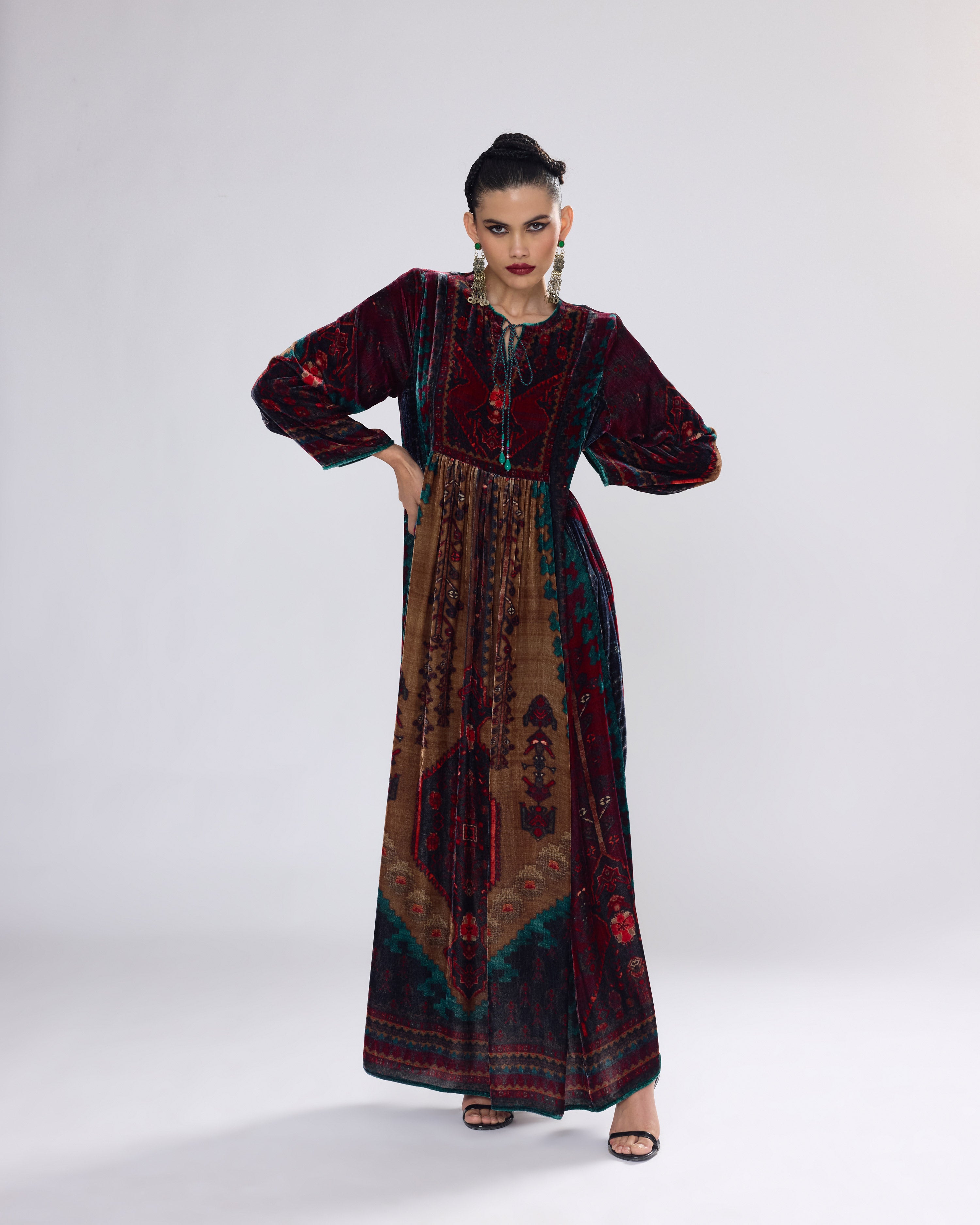 Arabian Nights : Anisha - Chestnut