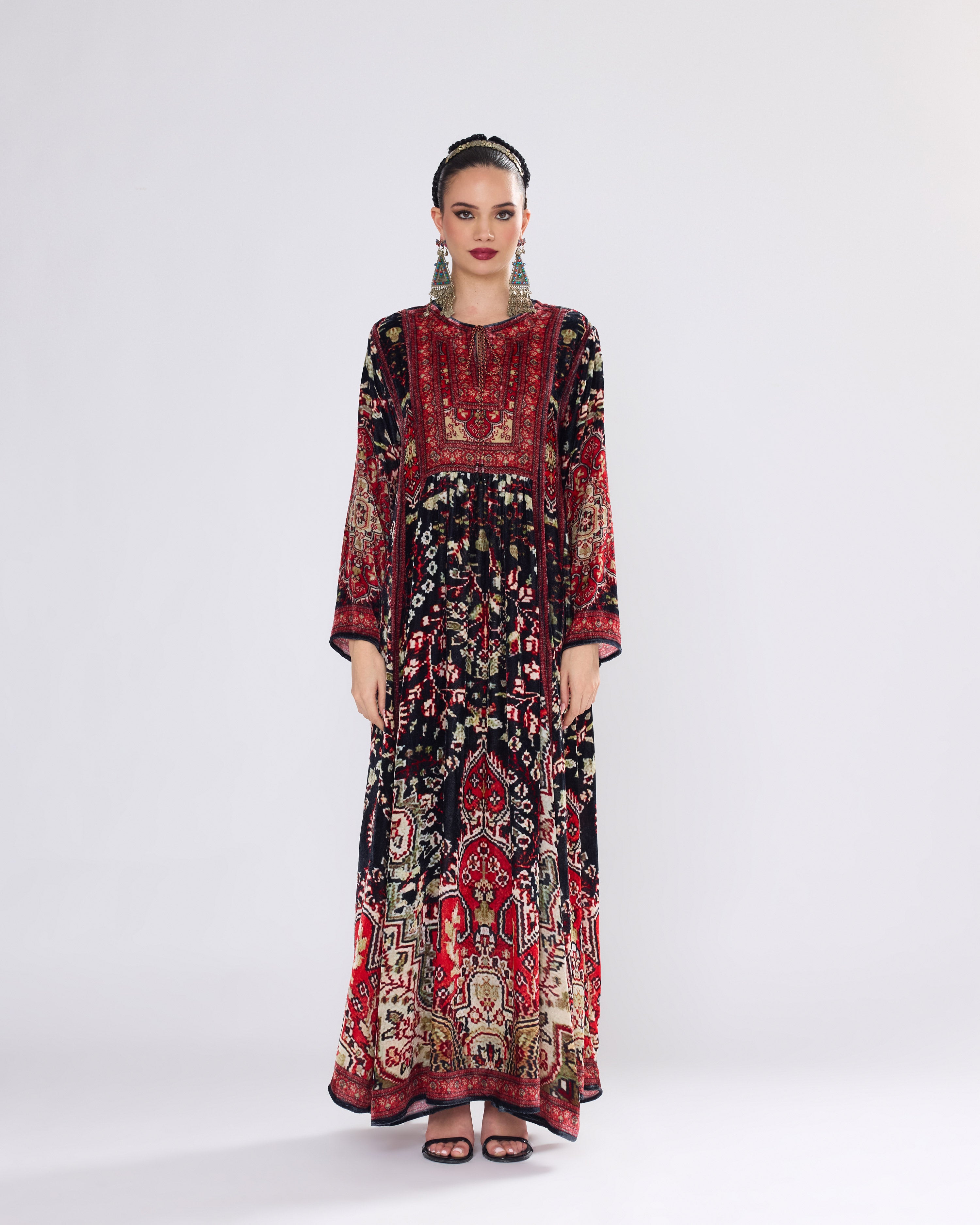 Arabian Nights : Anisha - Black/Red