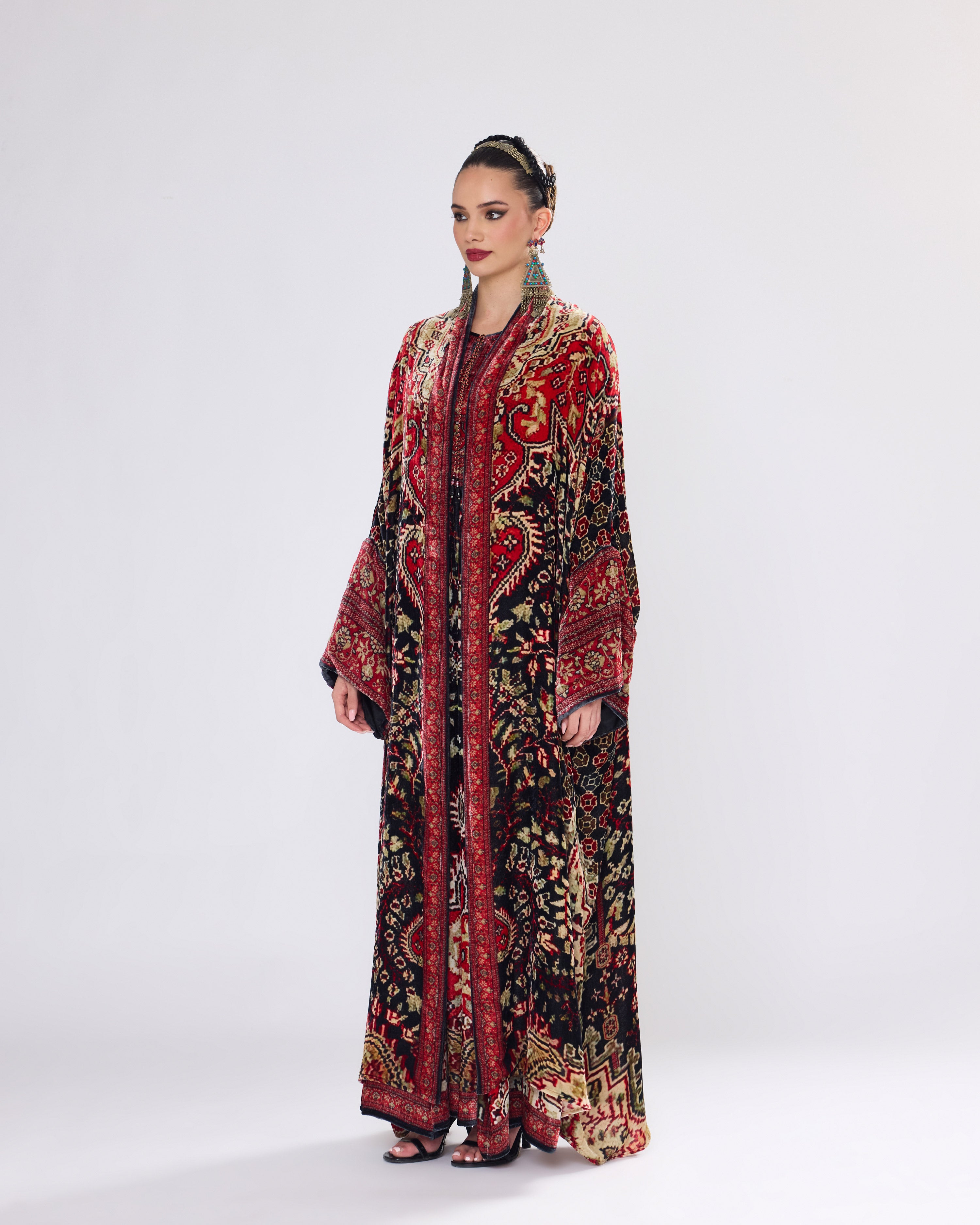 Arabian Nights : Abaya - Black/Red
