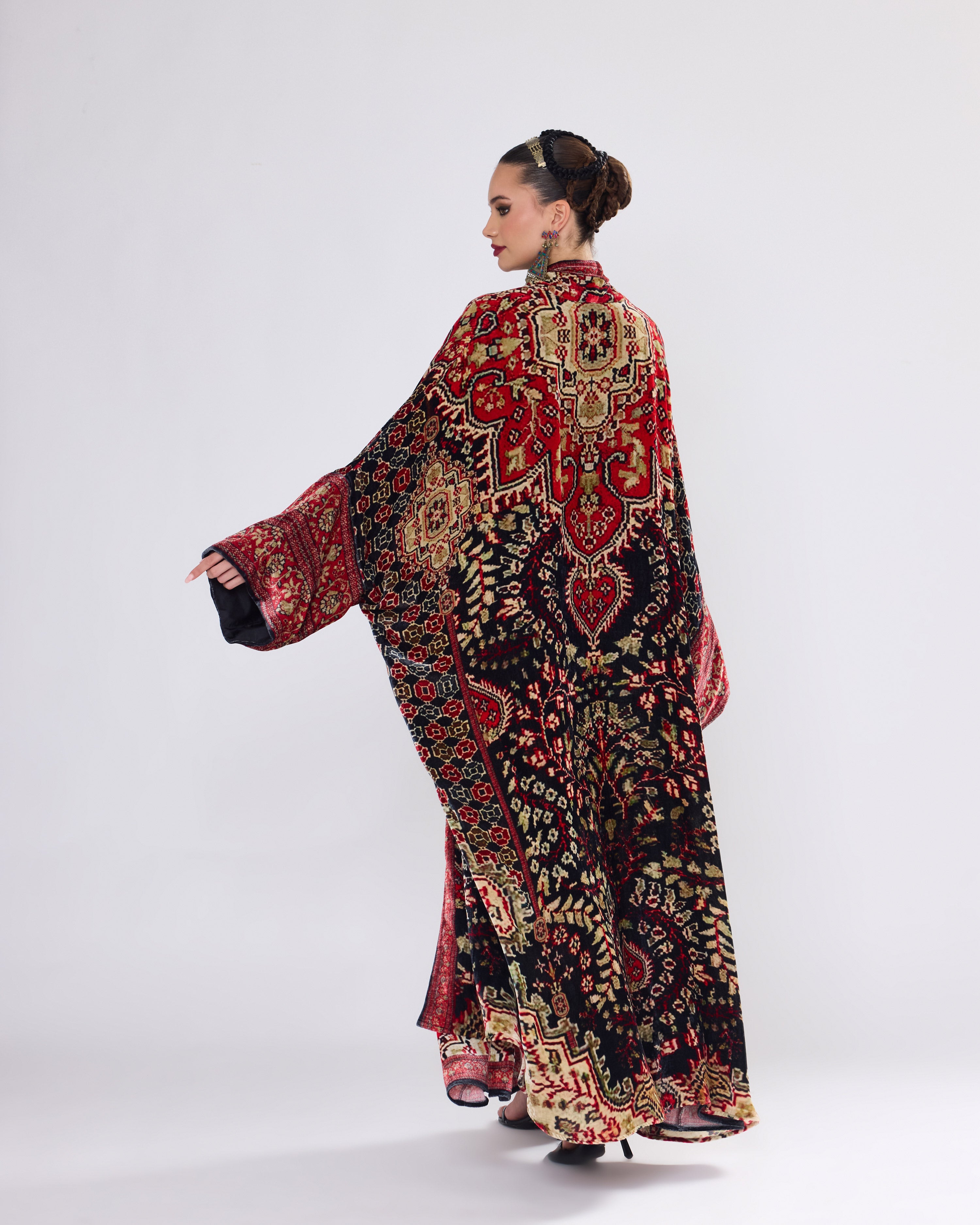 Arabian Nights : Abaya - Black/Red