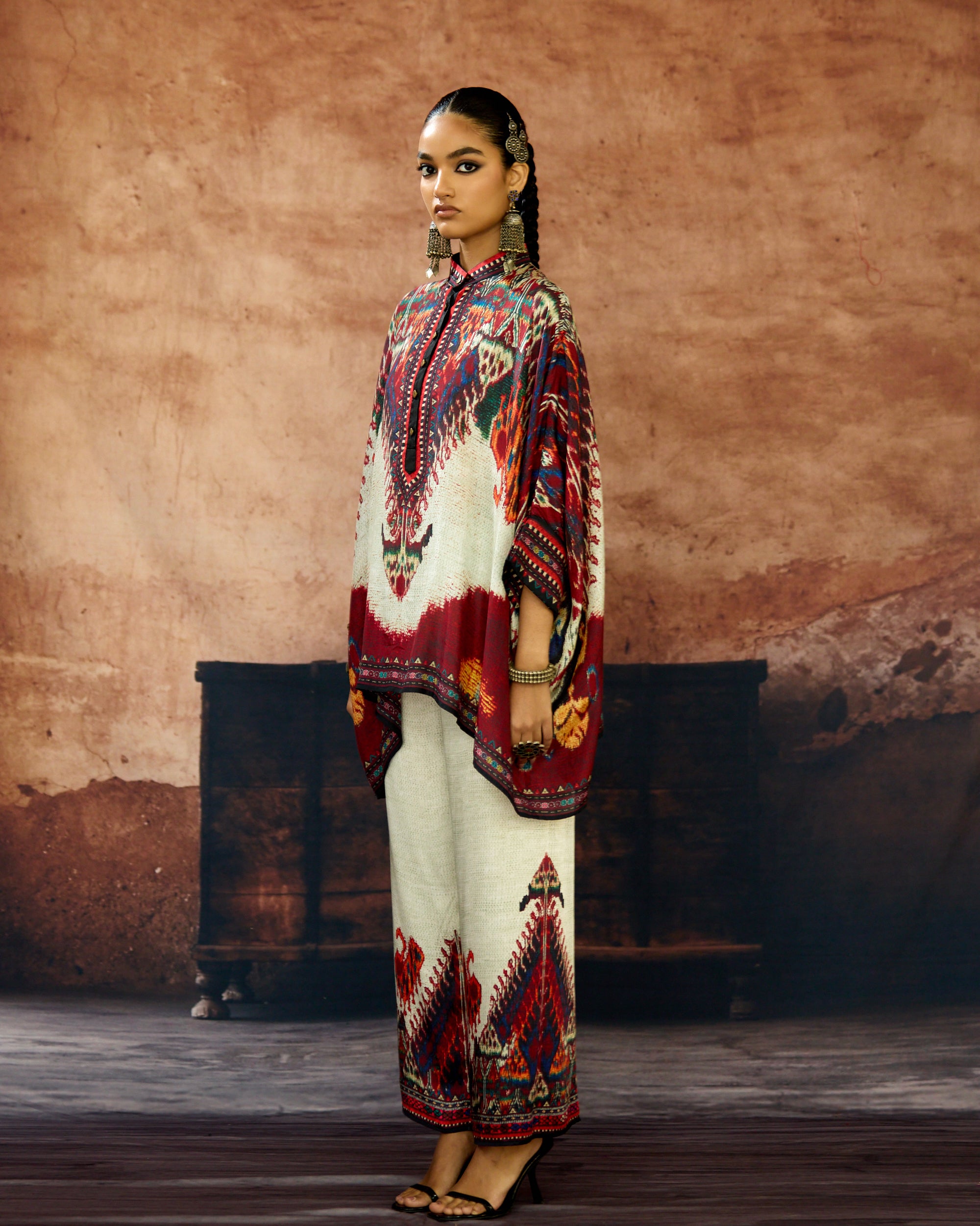Kasbah : Chanel - Beige/Maroon
