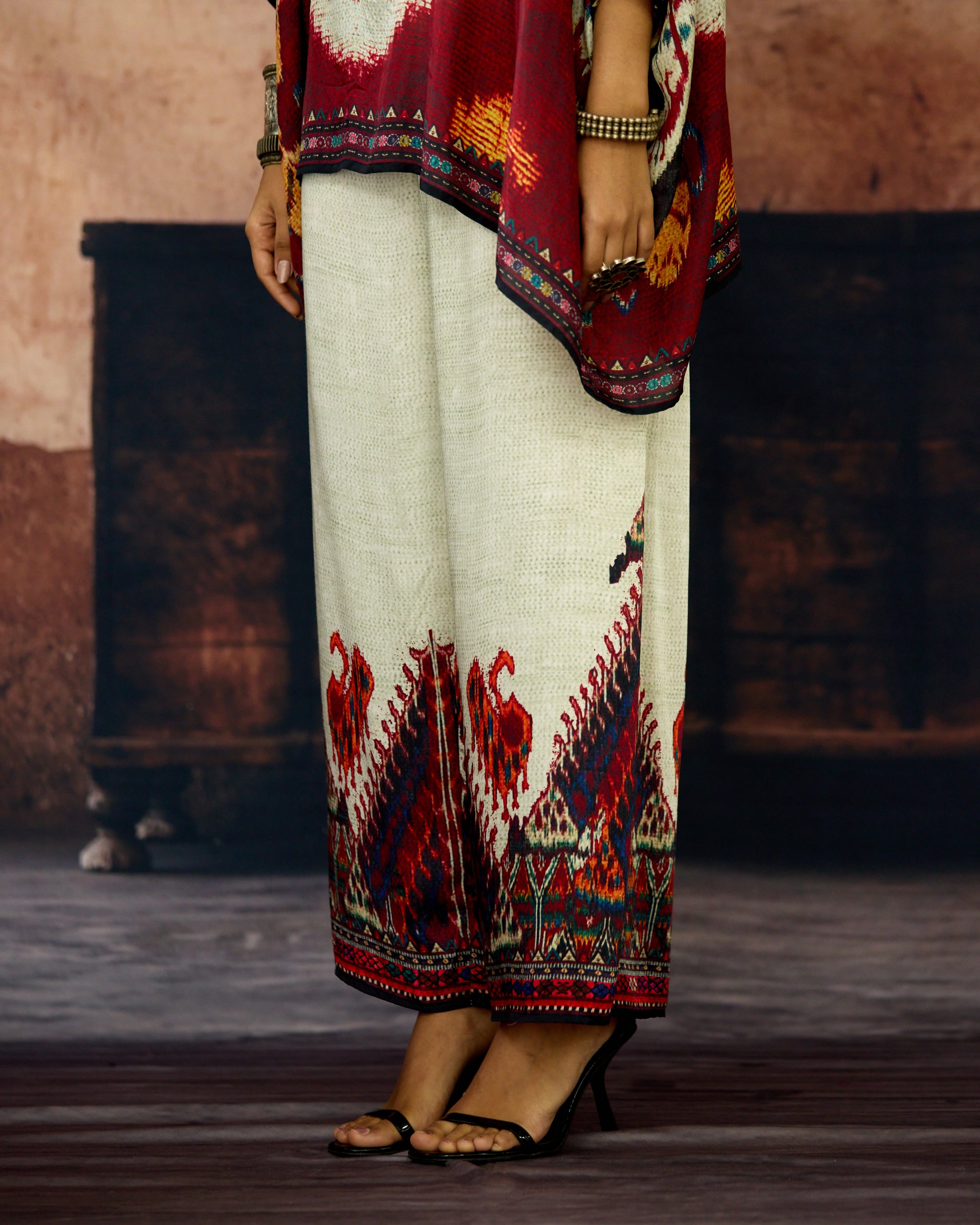 Kasbah : Chanel - Beige/Maroon
