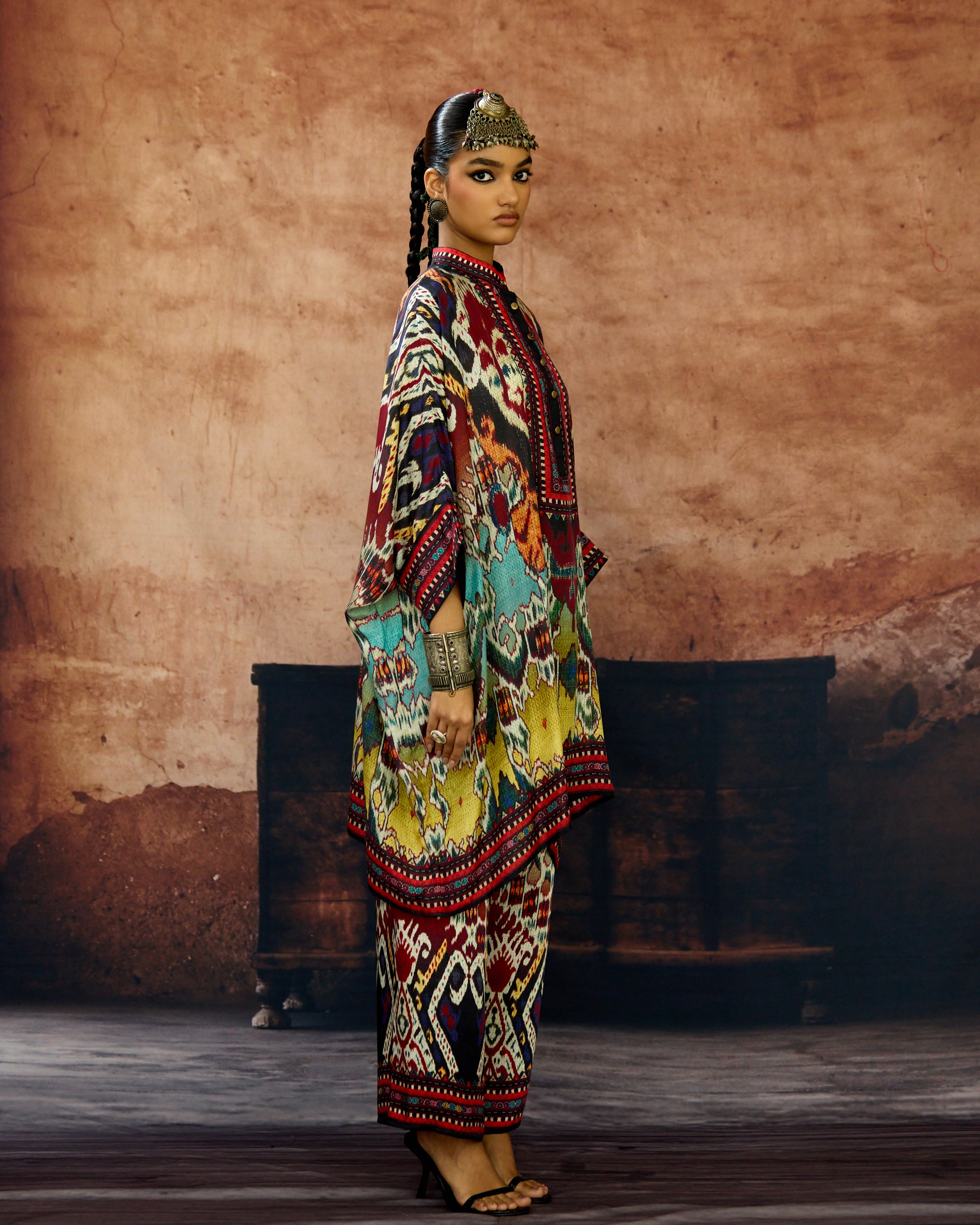 Kasbah : Chanel 36" - Aqua/Lime