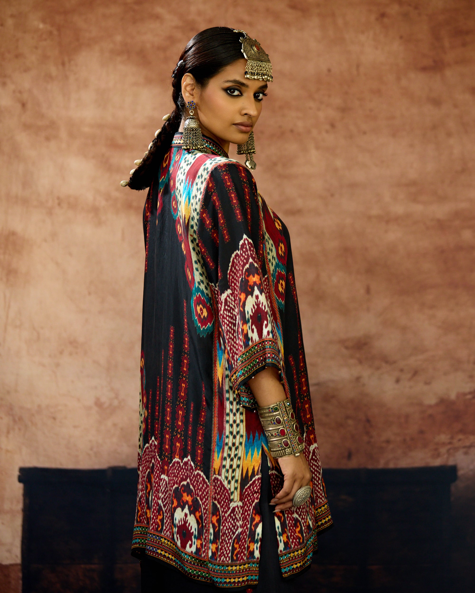 Kasbah : Ghazal - Black