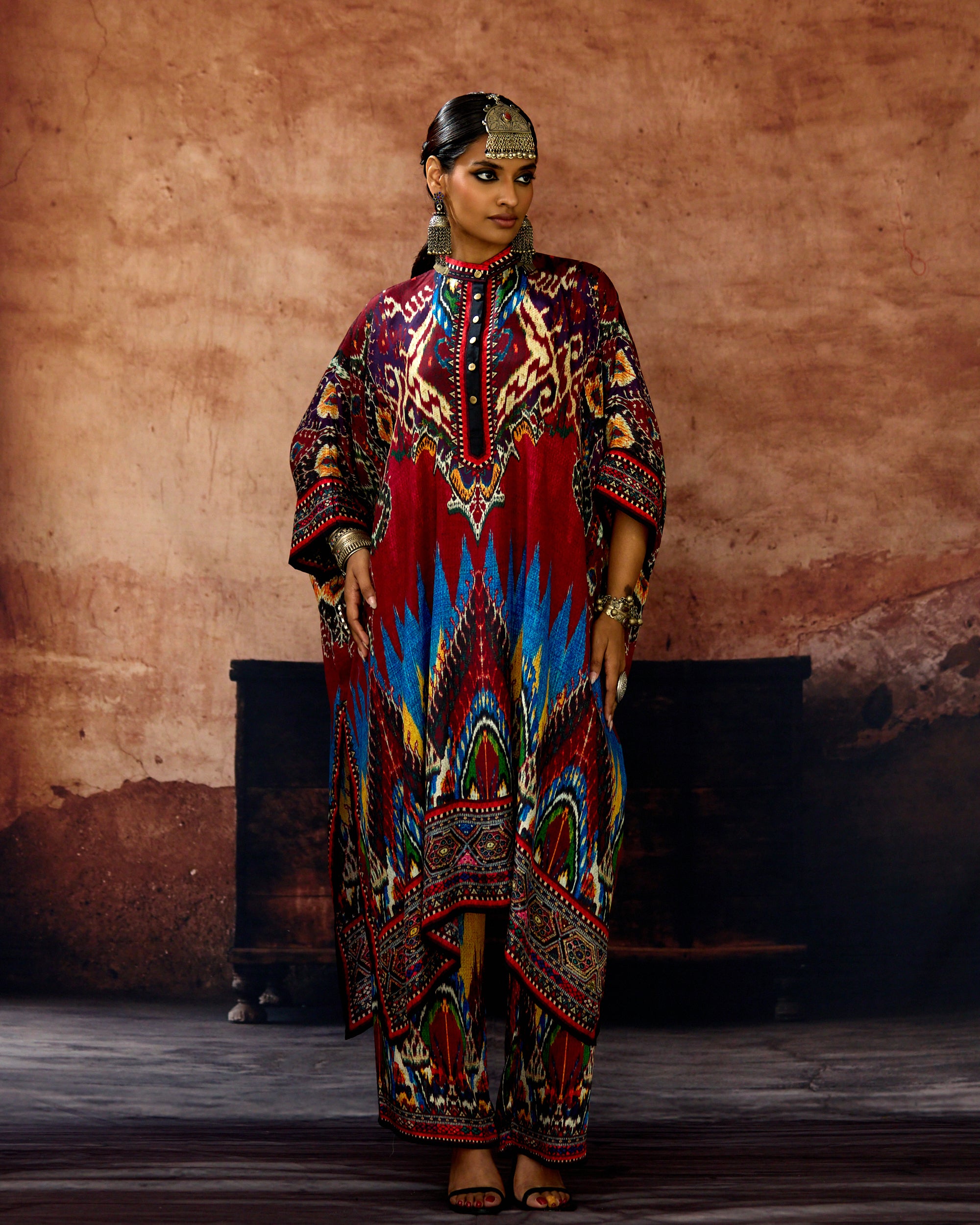 Kasbah : Chantelle 42" - Blue/Maroon
