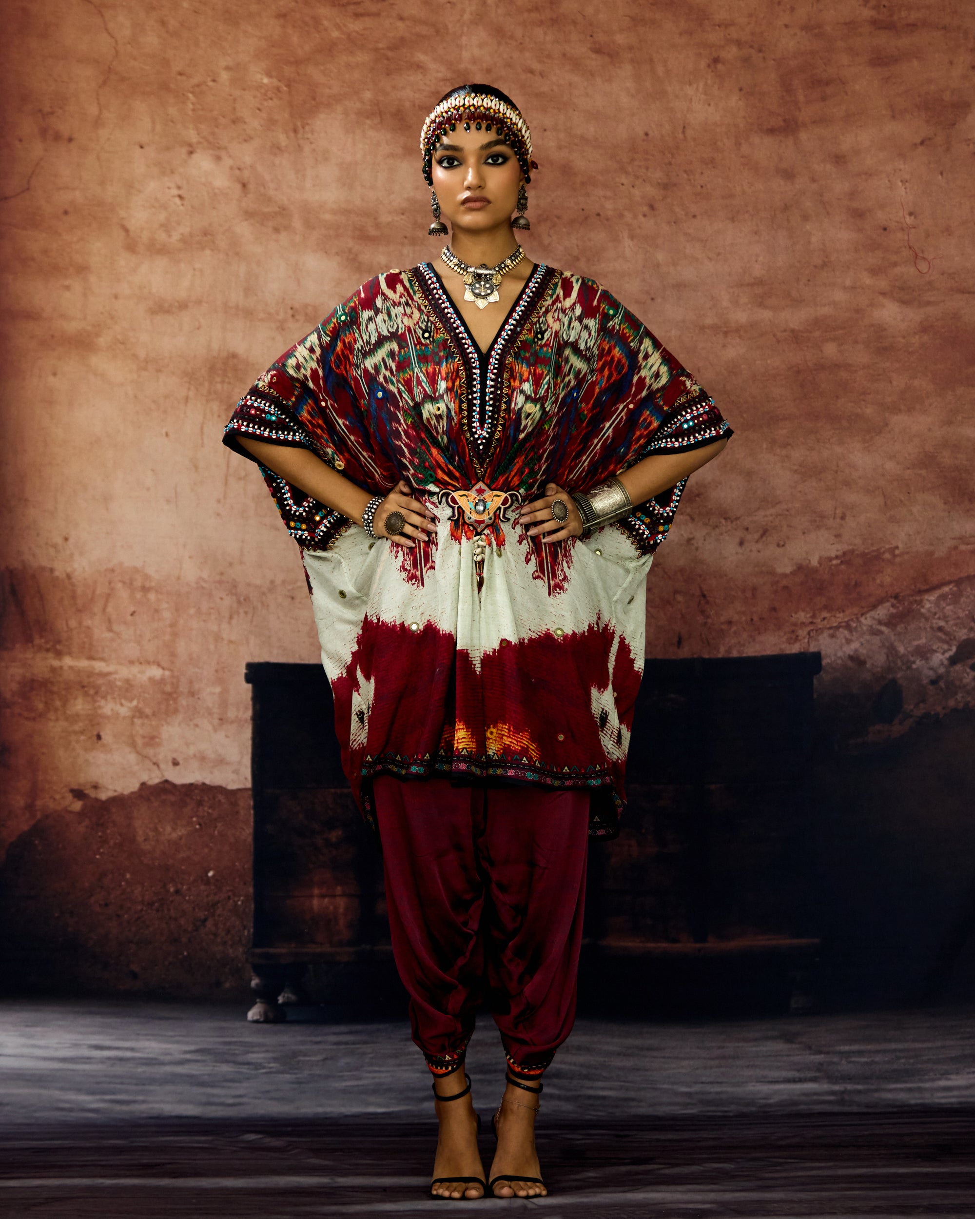 Kasbah : Maya/Sonth - Beige/Maroon