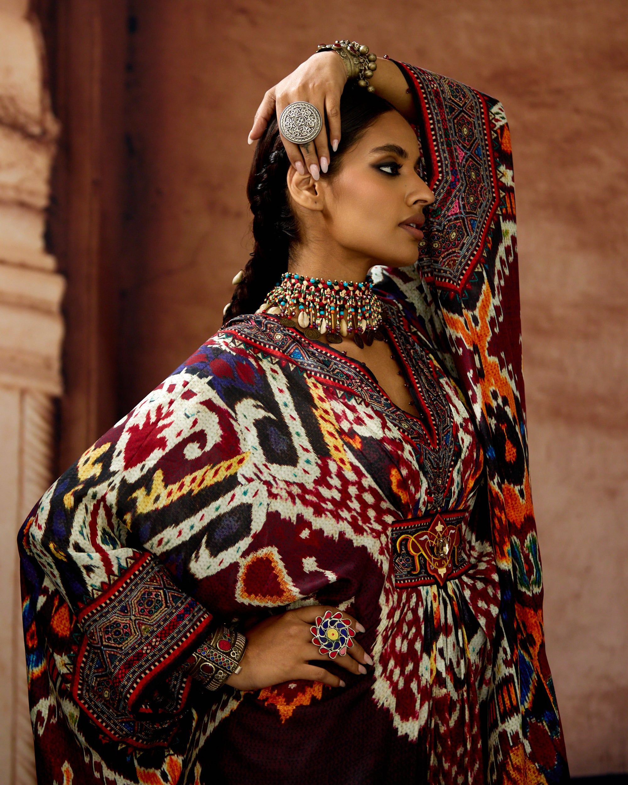 Kasbah : Imama - Black/Maroon