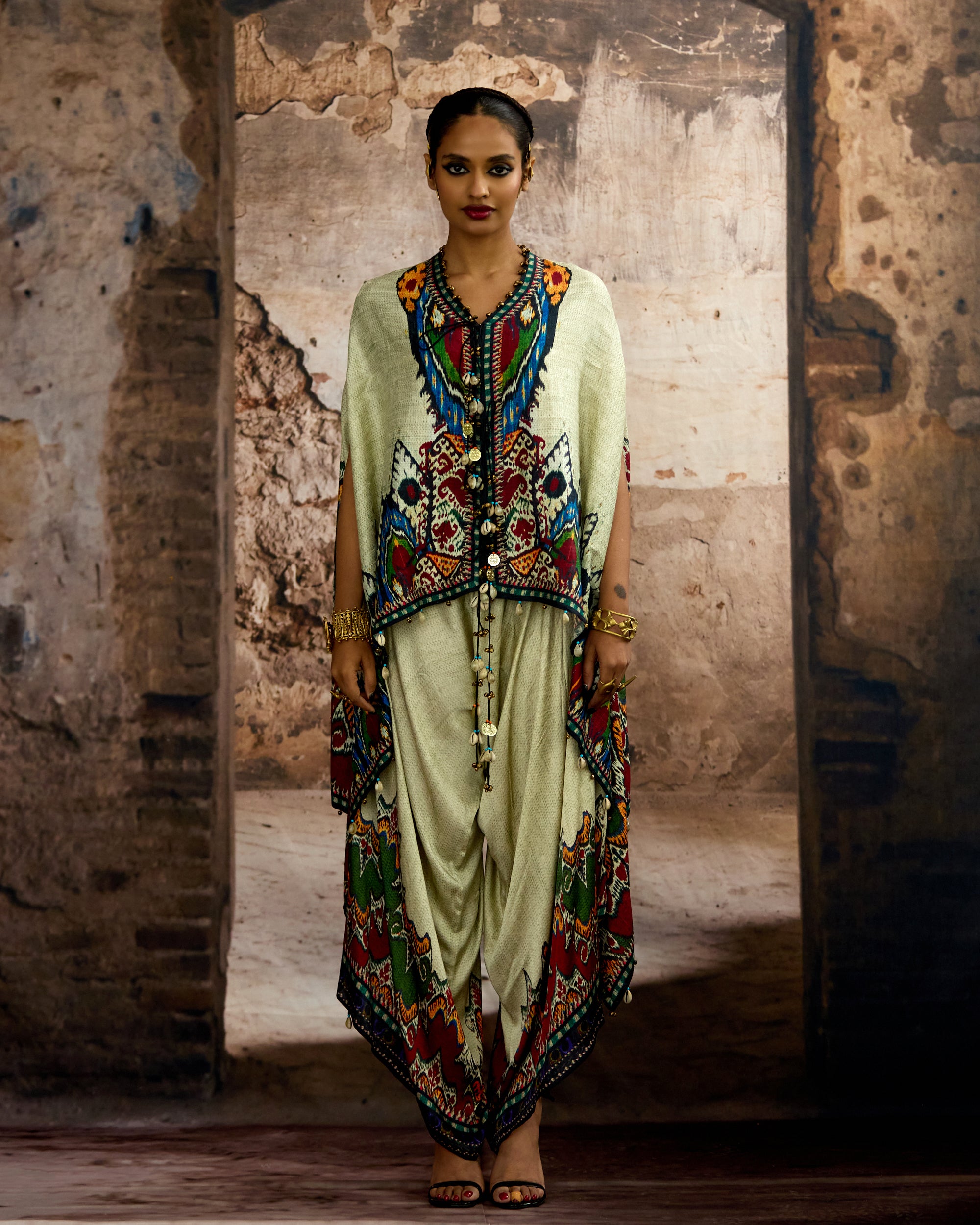 Kasbah : Prisha - Eggshell/Blue
