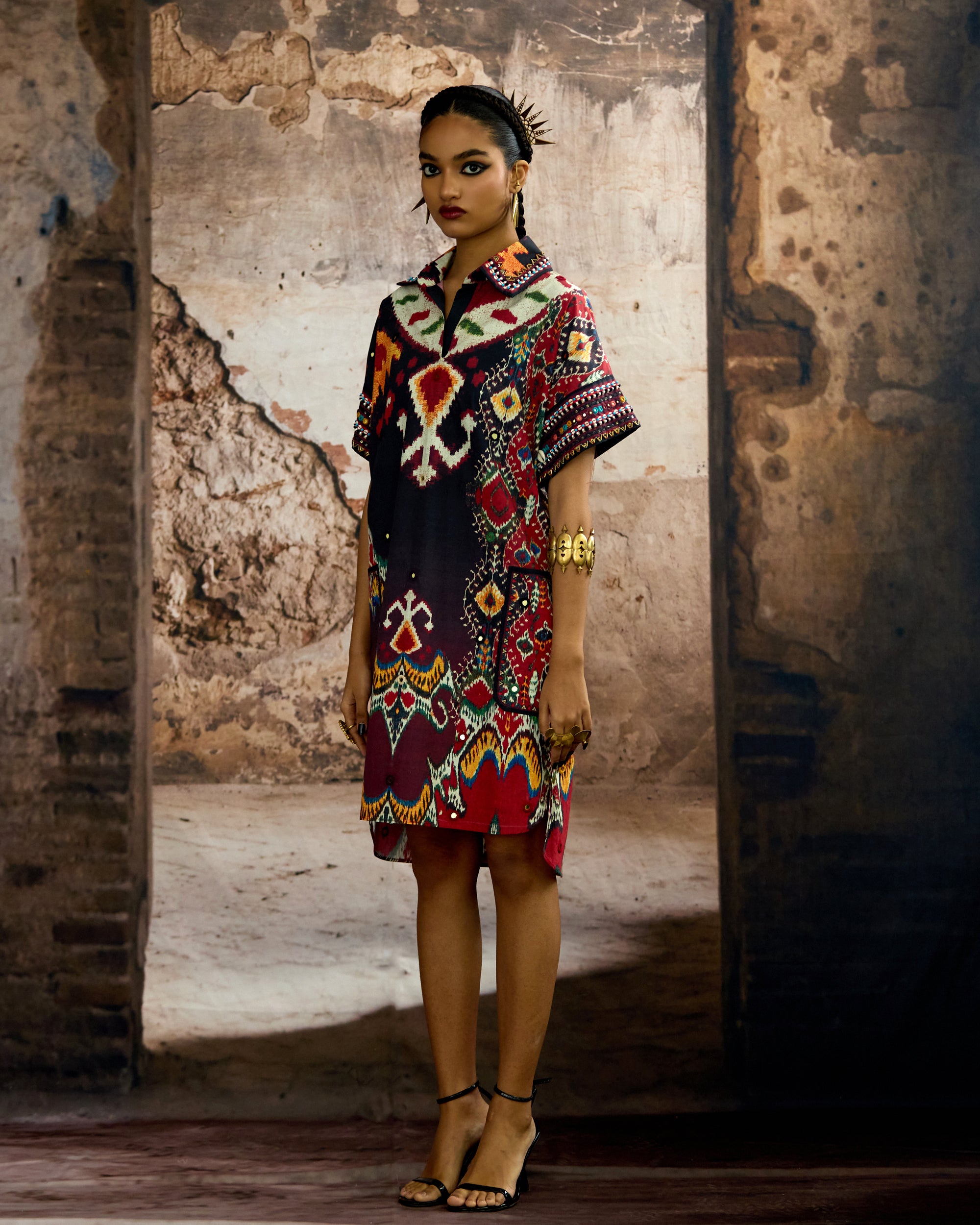 Kasbah : Silvia - Black/Maroon
