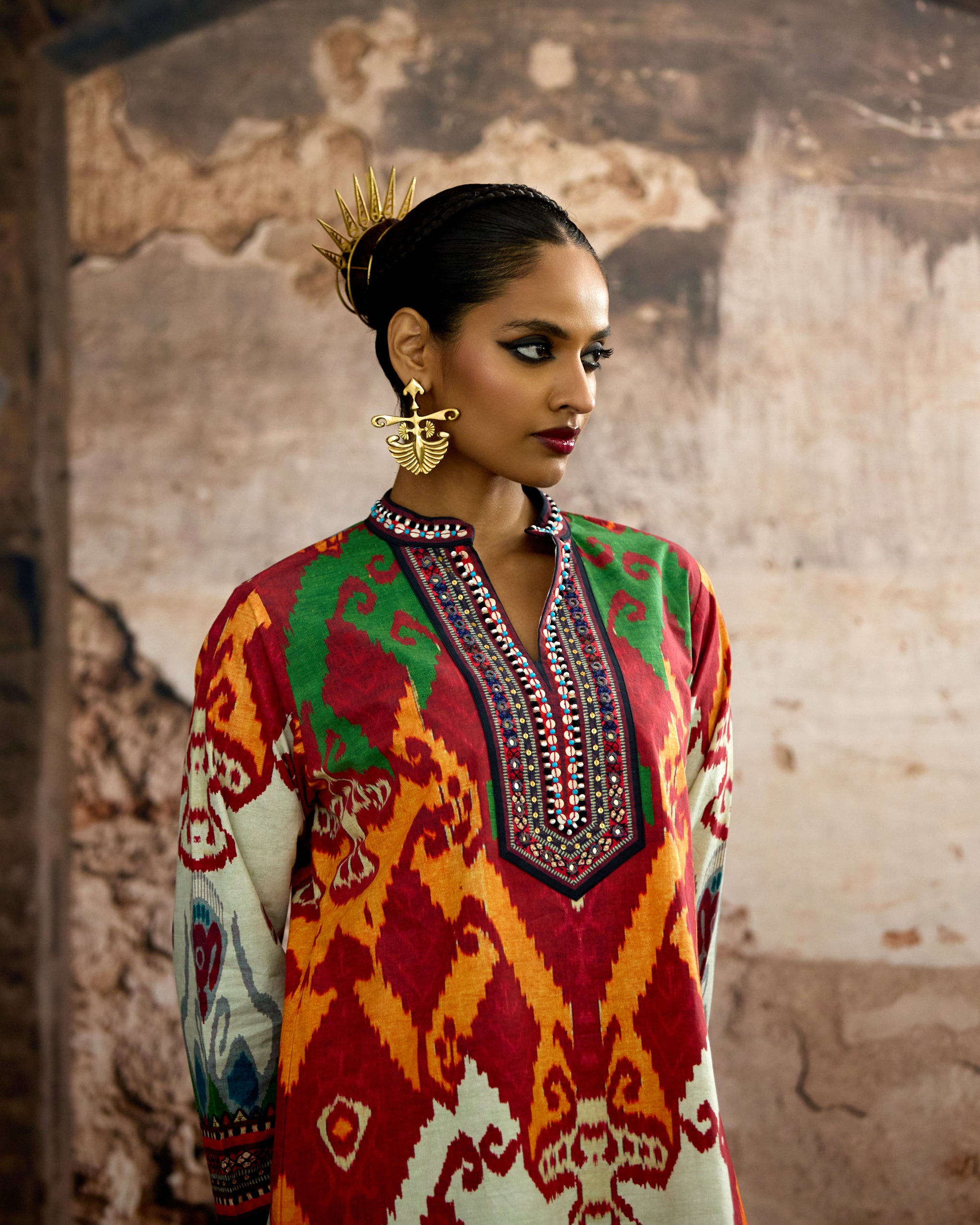 Kasbah : Ramneek - Eggshell/Red