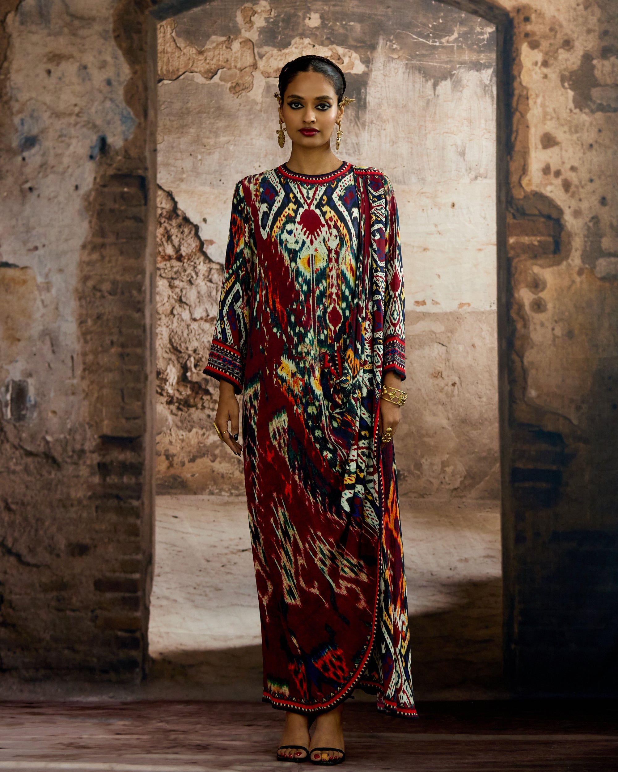 Kasbah : Vishakha - Maroon/Multi