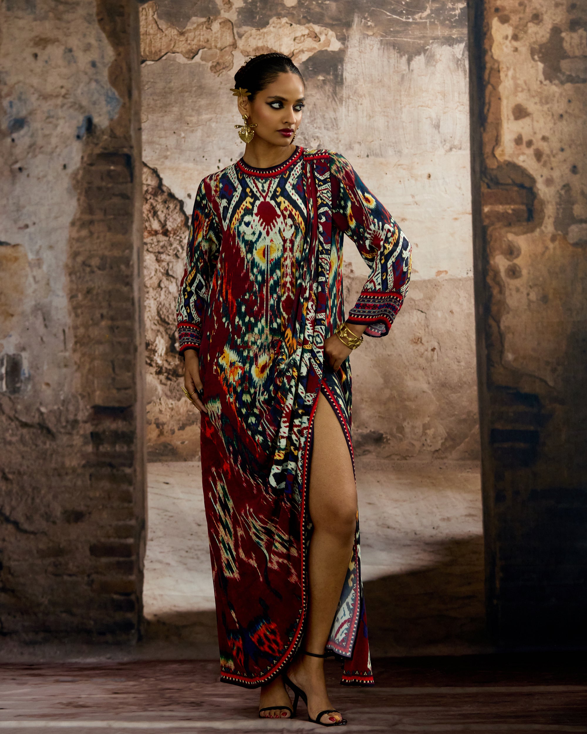 Kasbah : Vishakha - Maroon/Multi