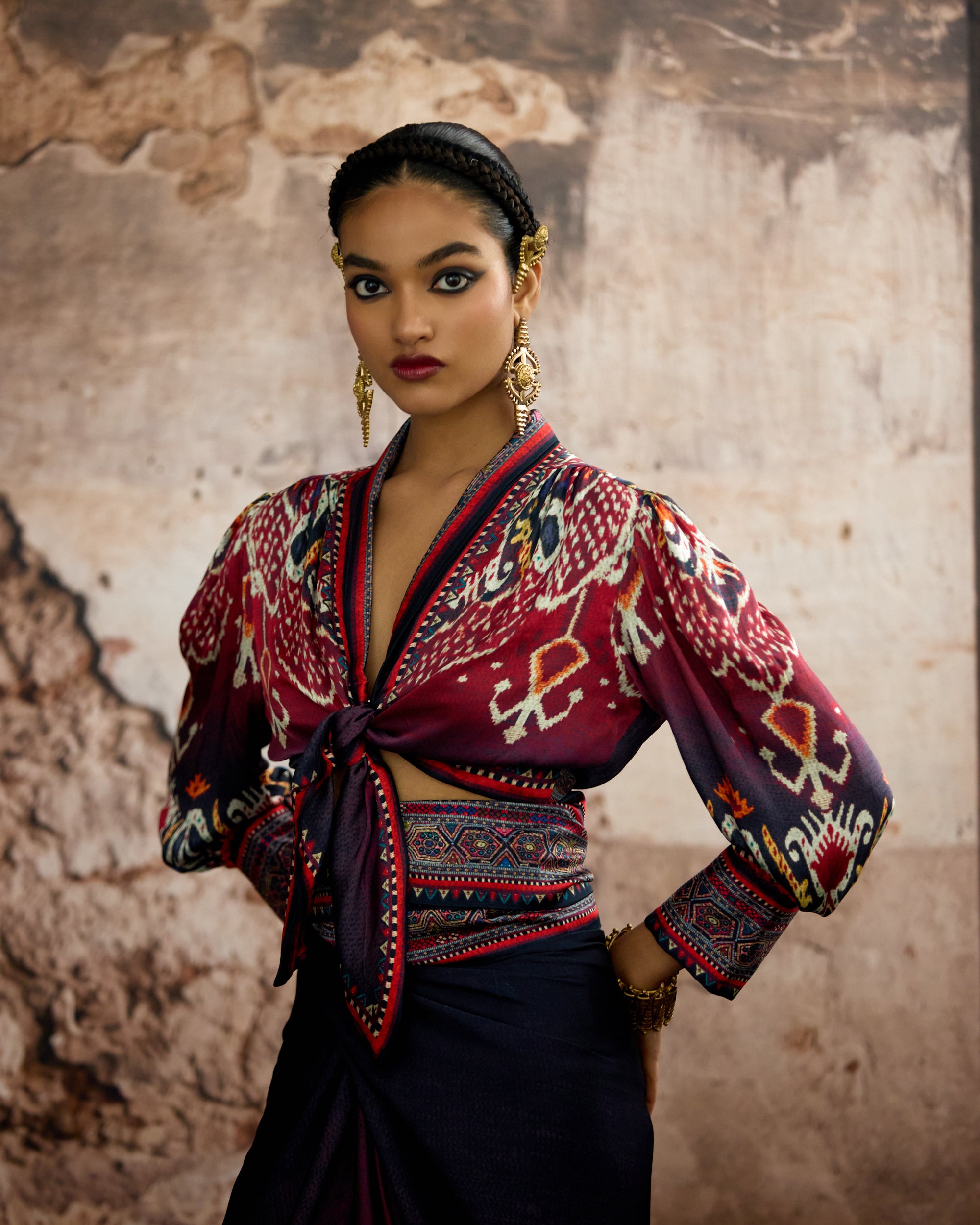Kasbah : Rubali/Indonesia - Black/Maroon