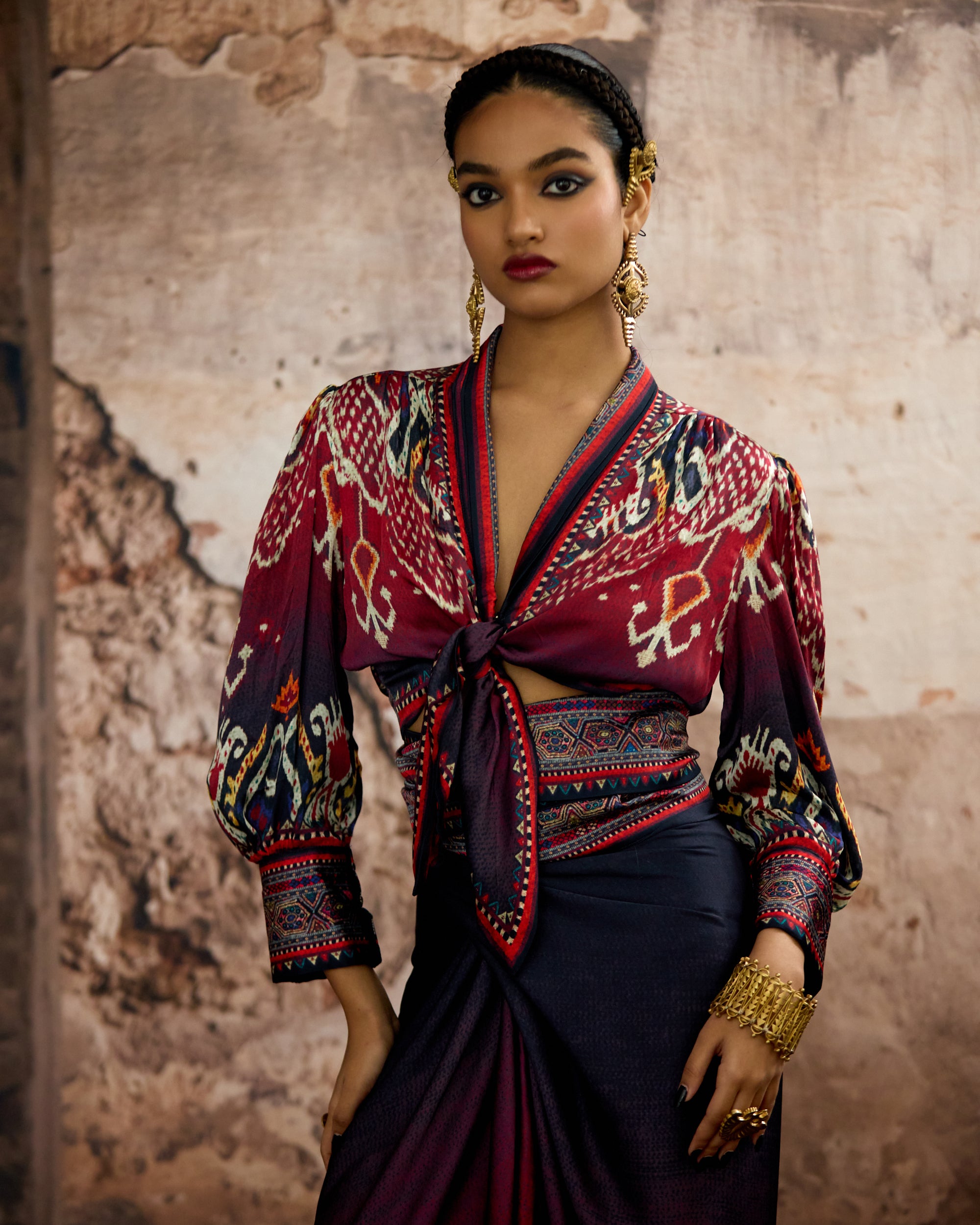 Kasbah : Rubali/Indonesia - Black/Maroon