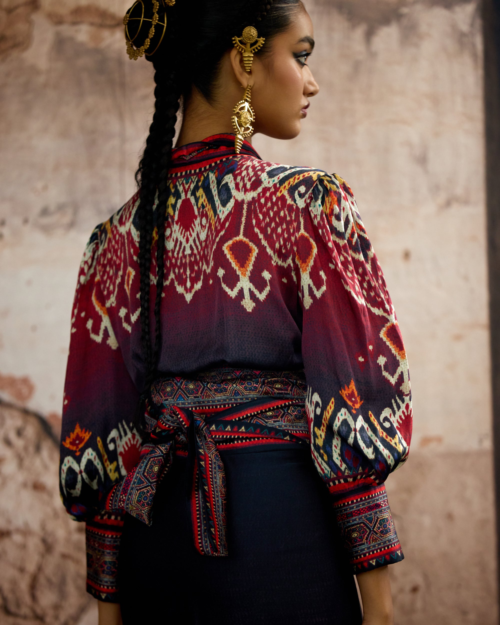 Kasbah : Rubali/Indonesia - Black/Maroon
