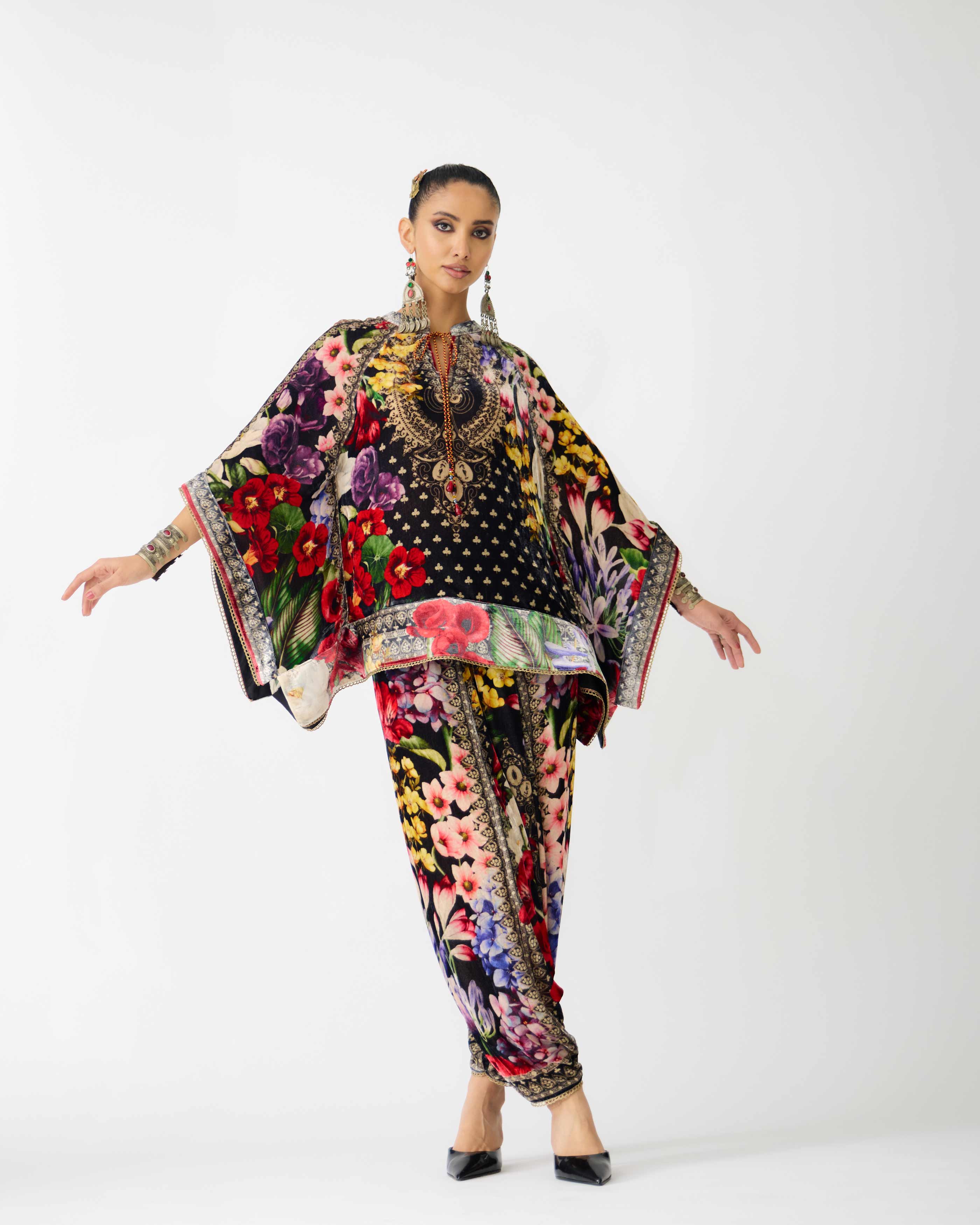Zubaida : Ramona/Sonth - Black