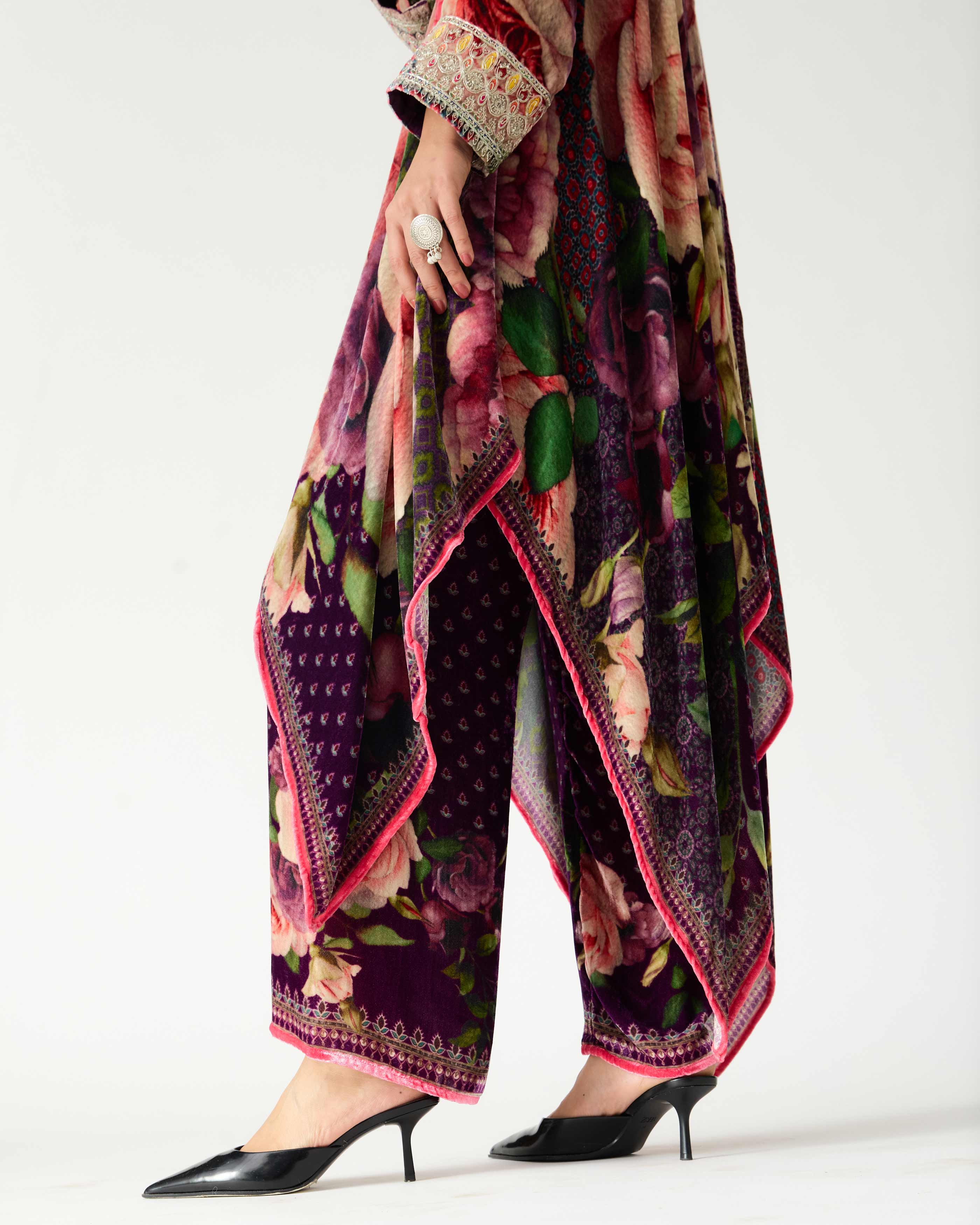 Zubaida : Shibani - Purple