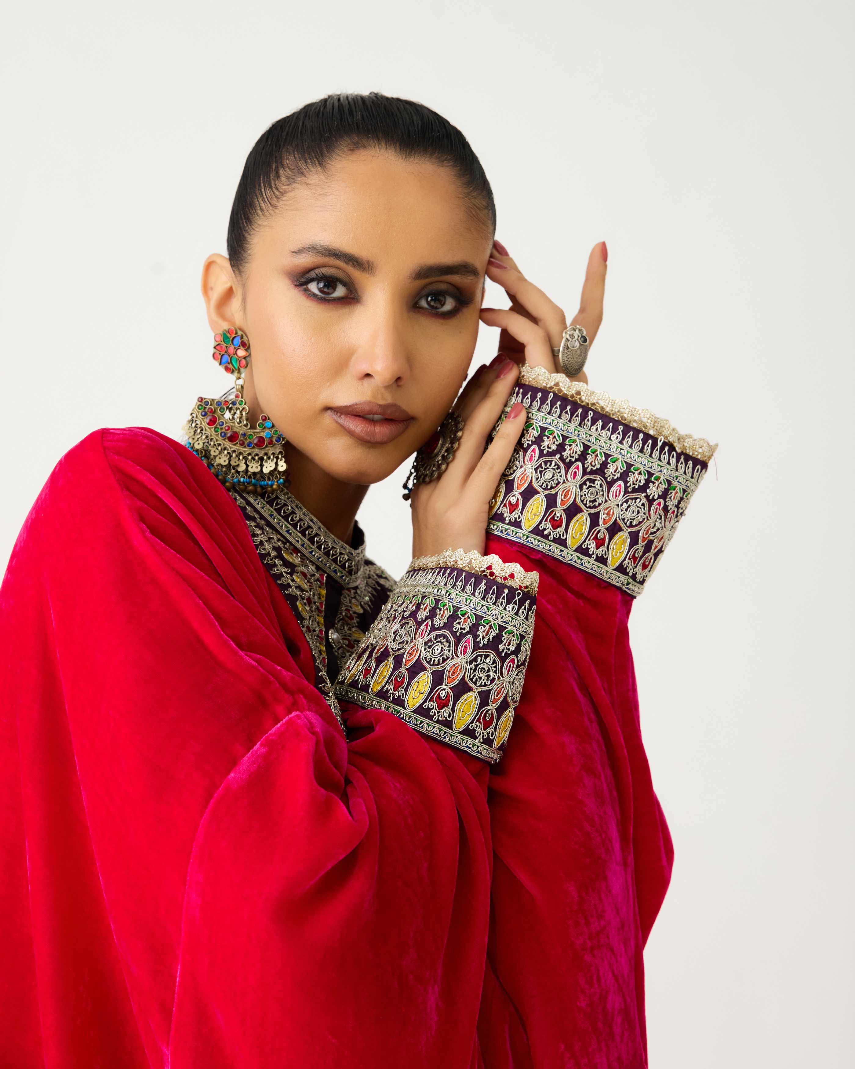 Zubaida : Insha - Hot Pink