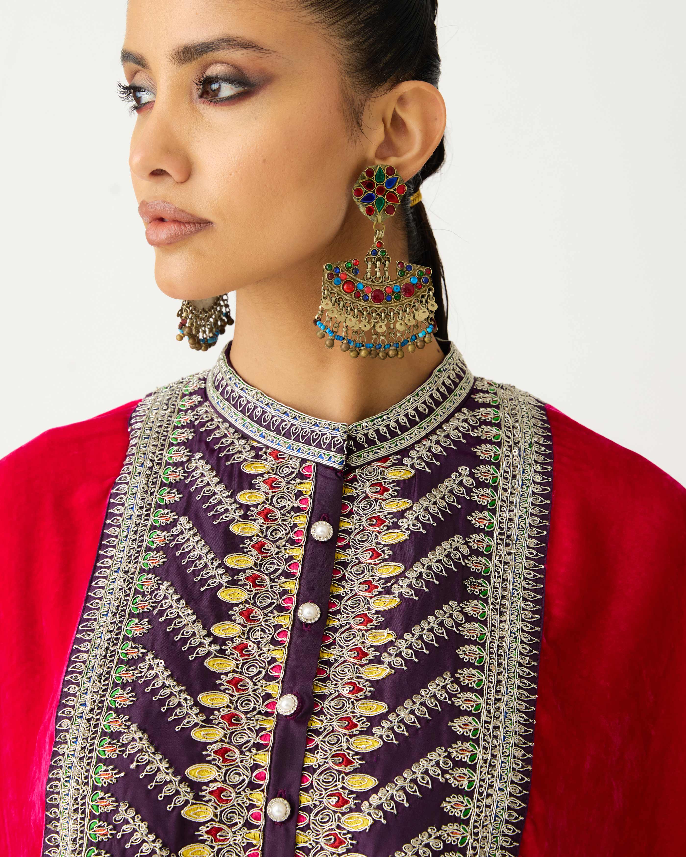 Zubaida : Insha - Hot Pink