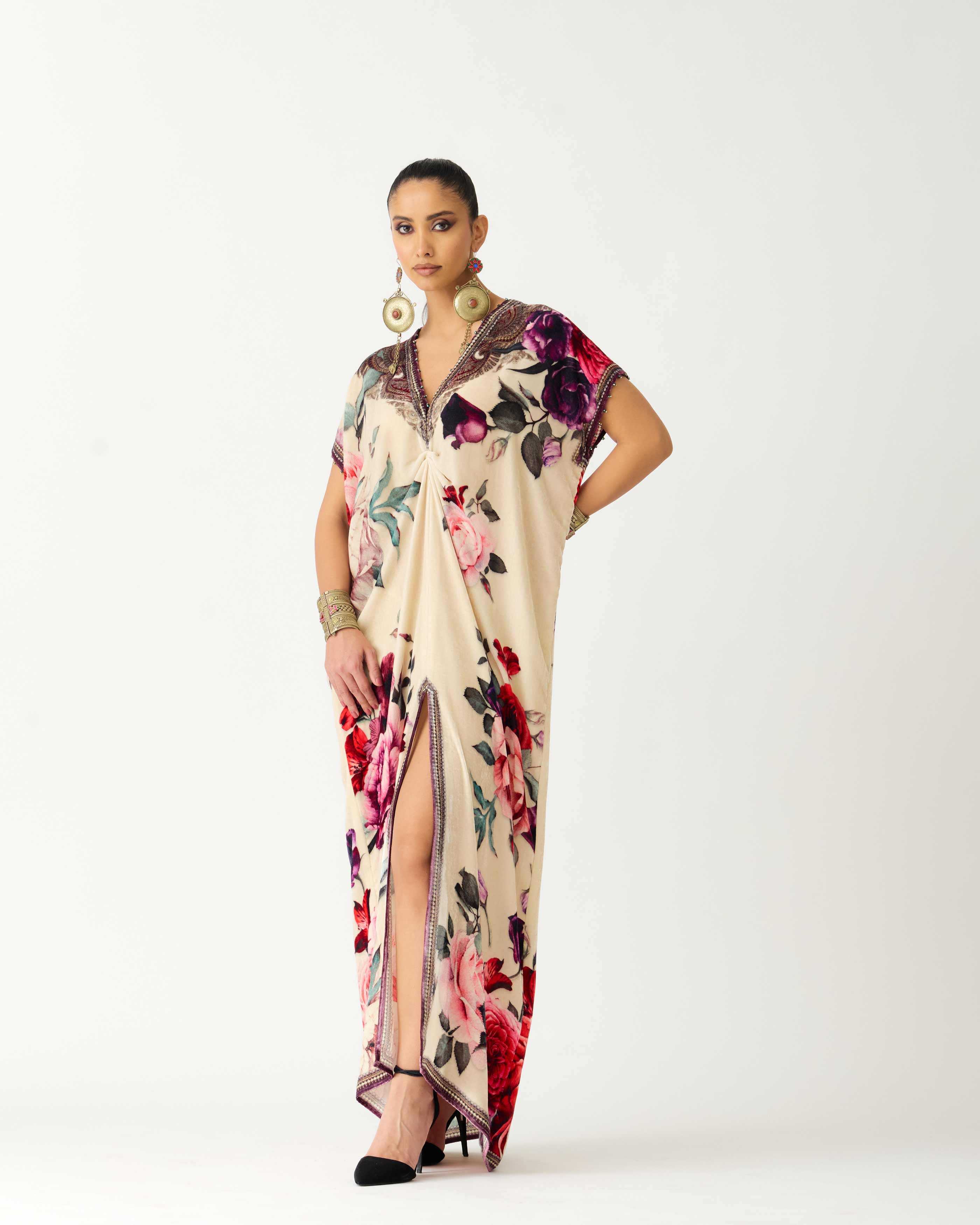 Zubaida : Safina - Eggshell