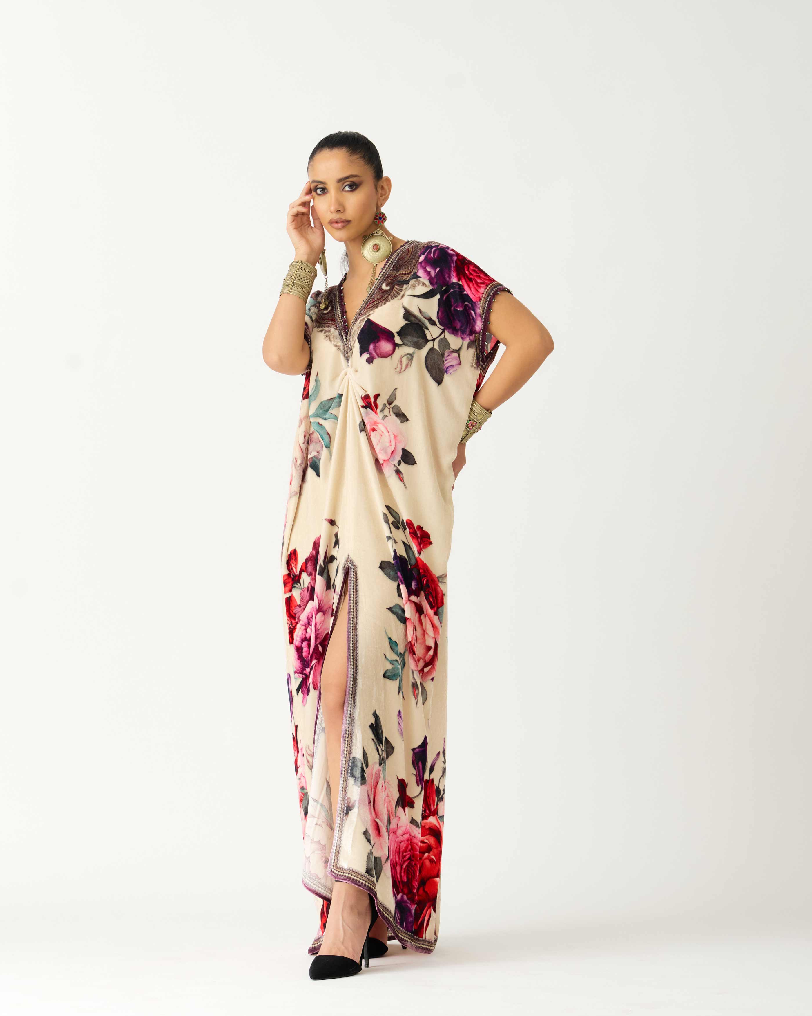Zubaida : Safina - Eggshell