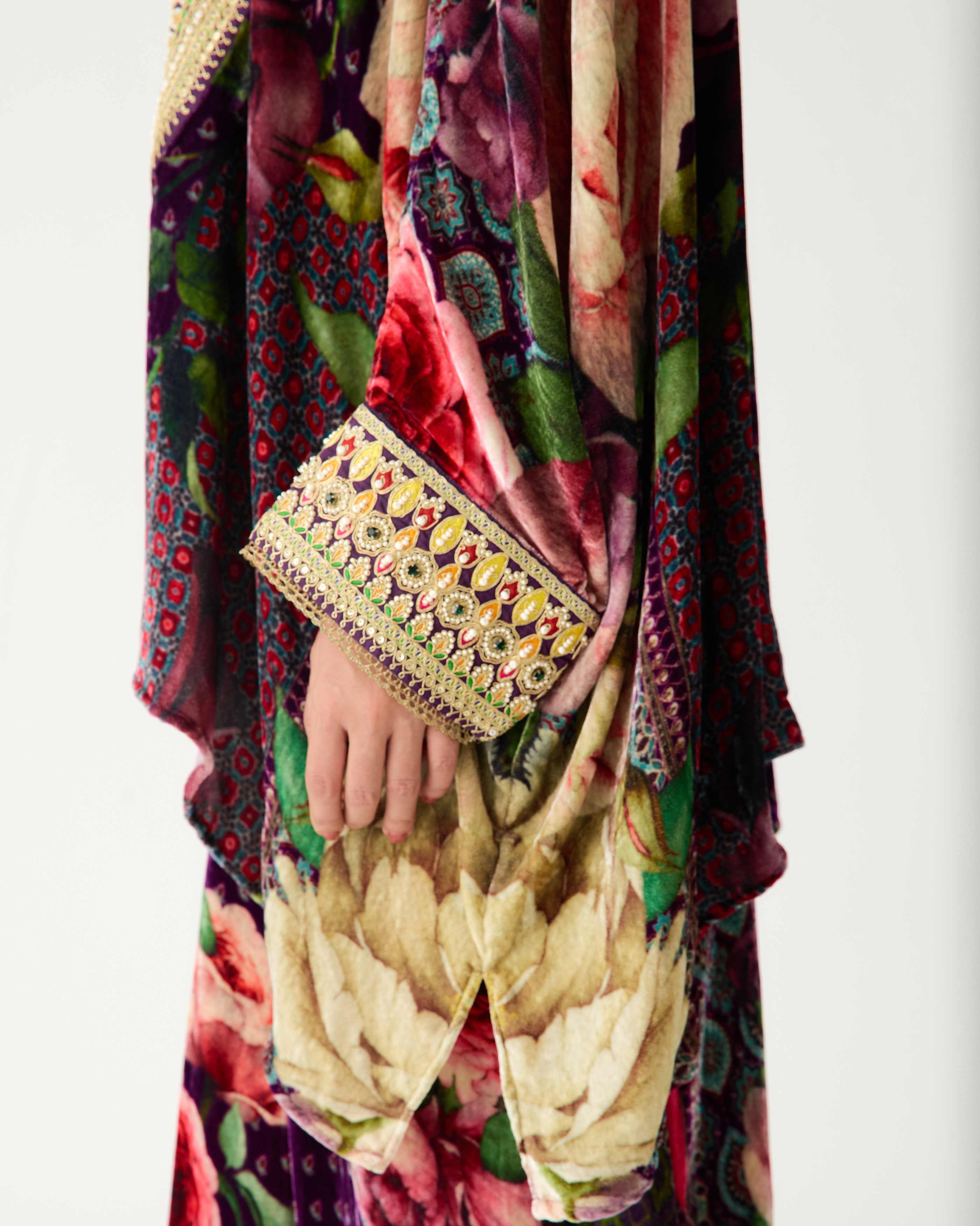 Zubaida : Insha - Plum Rose