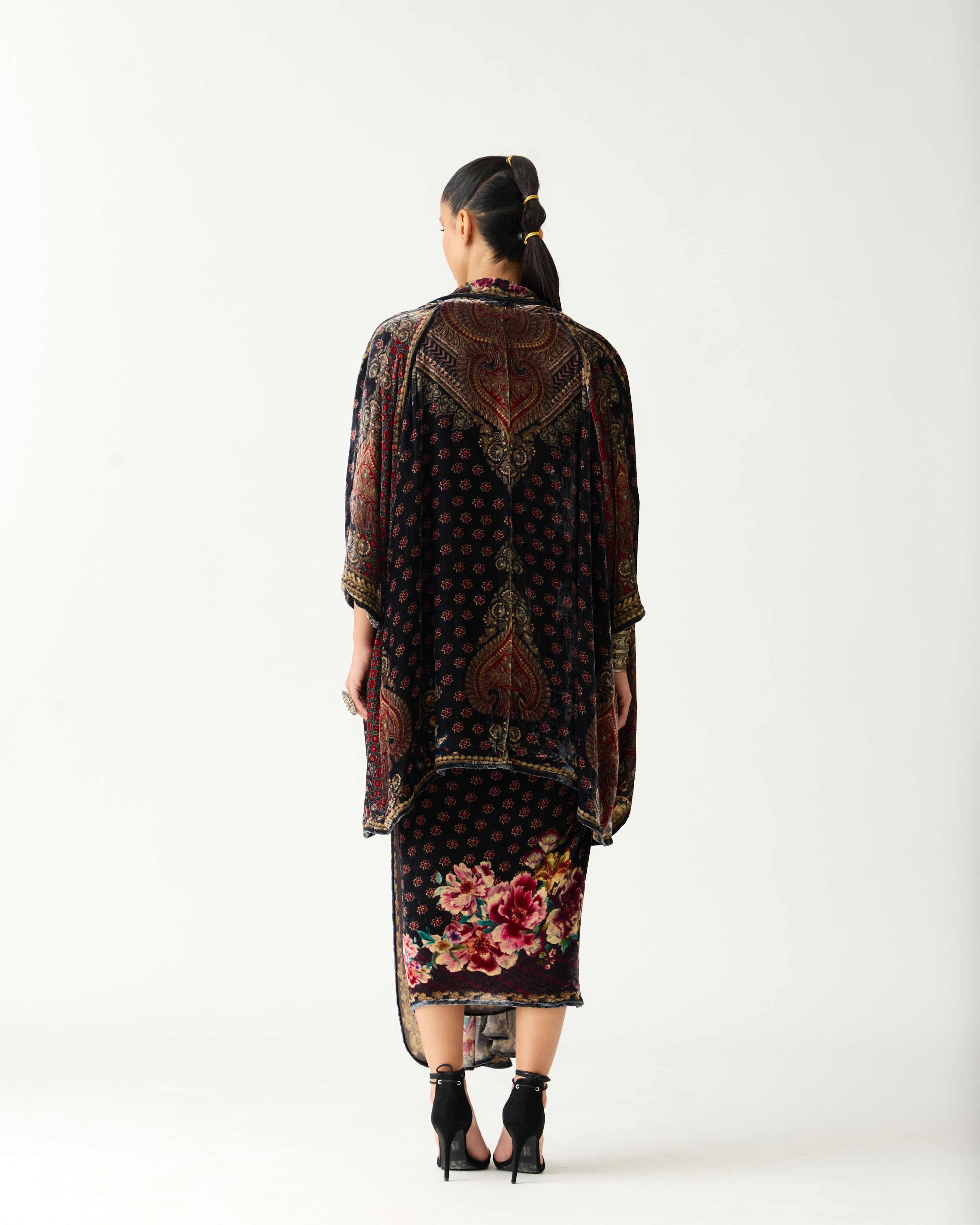 Zubaida : Adhira/Chandice - Black