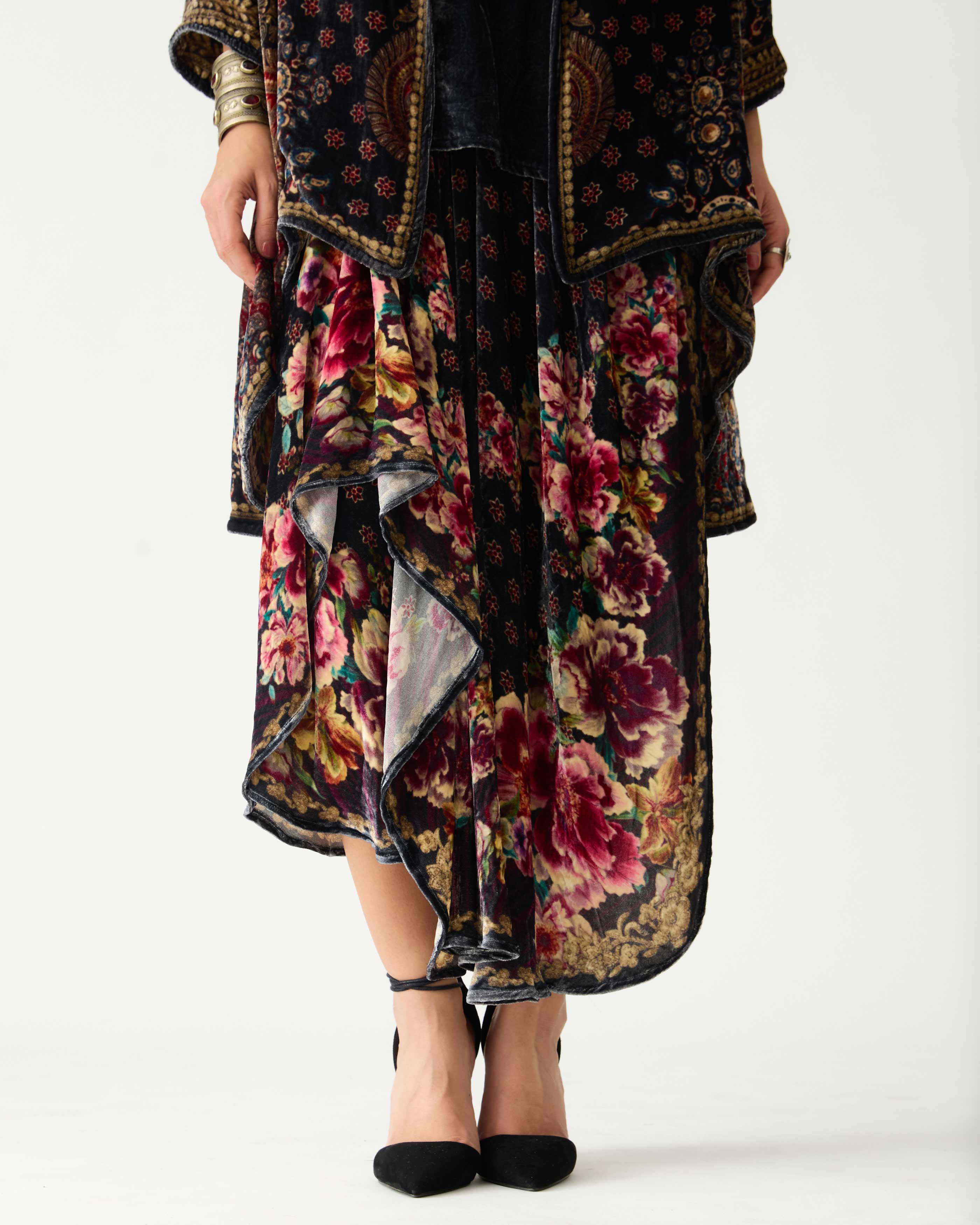 Zubaida : Adhira/Chandice - Black