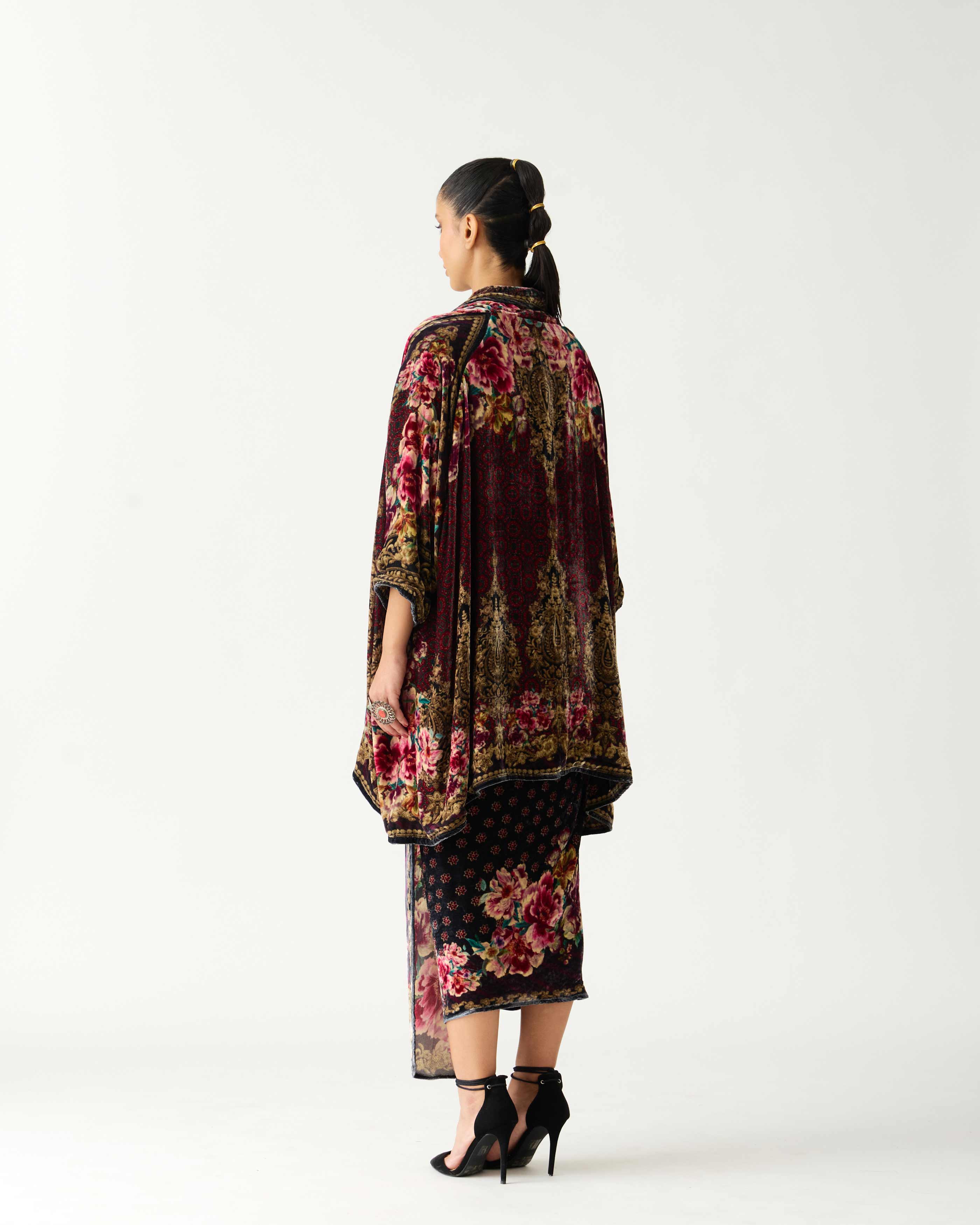 Zubaida : Adhira/Chandice - Black