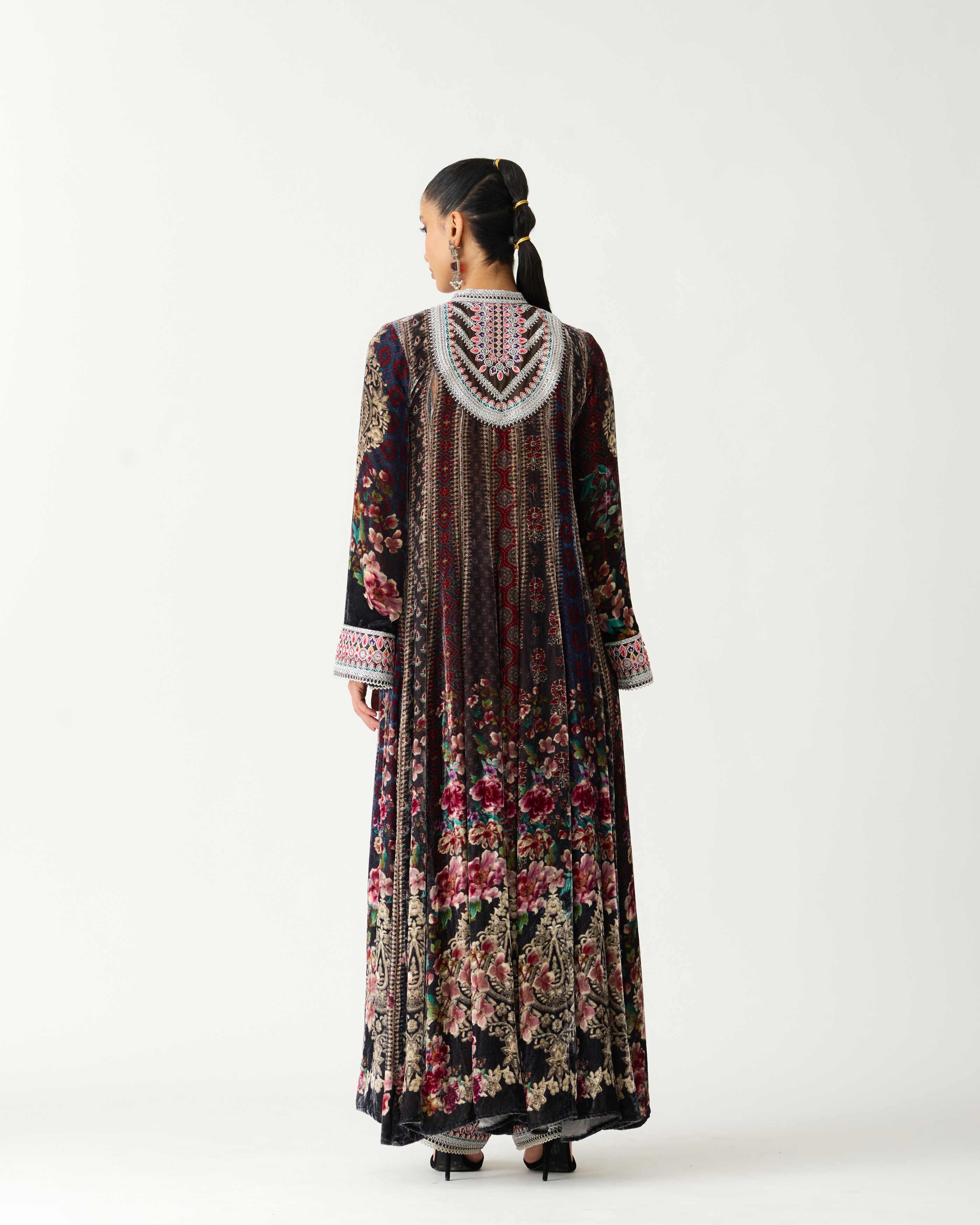 Zubaida : Adisha - BlackBerry