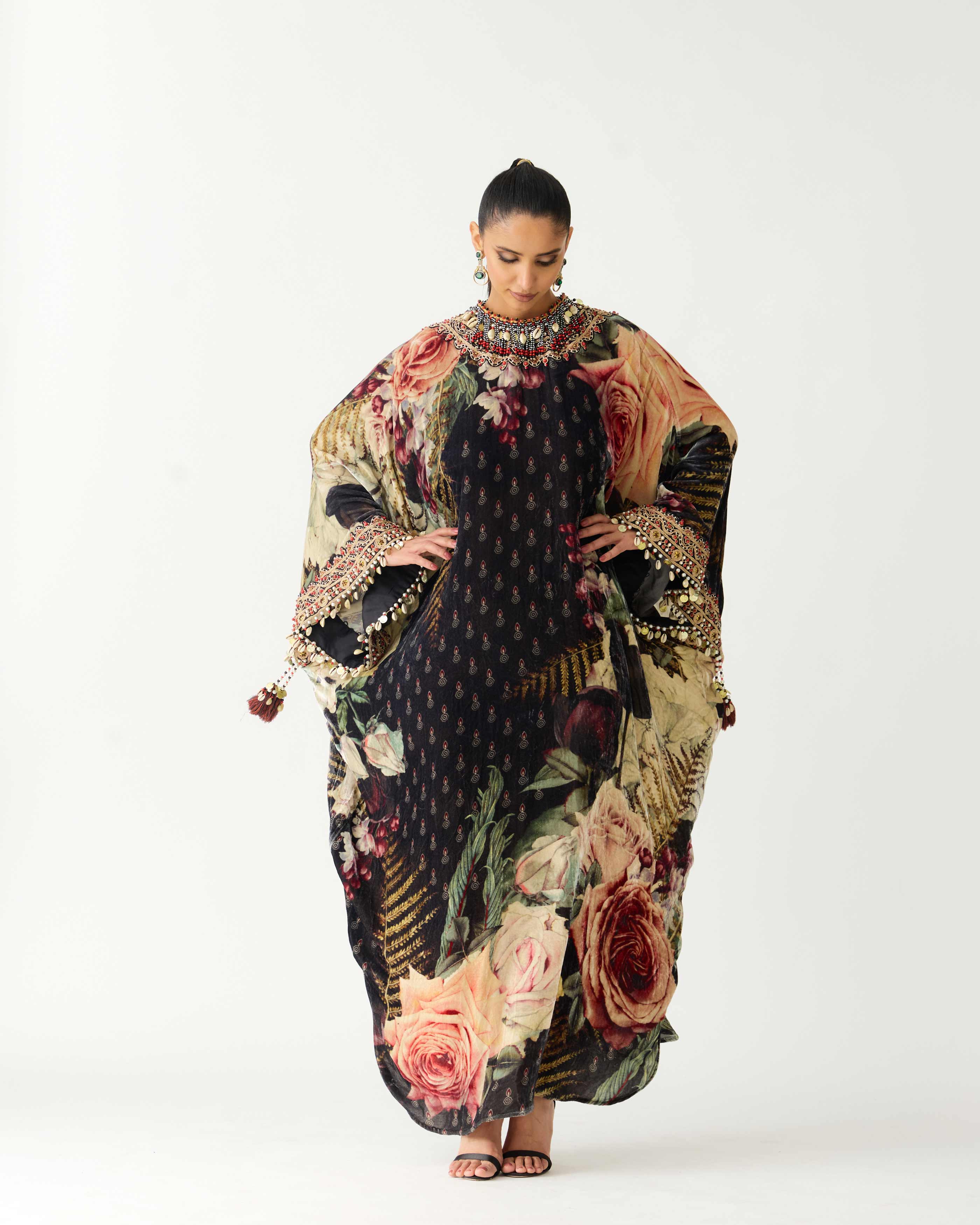 Zubaida : Bambi - Black
