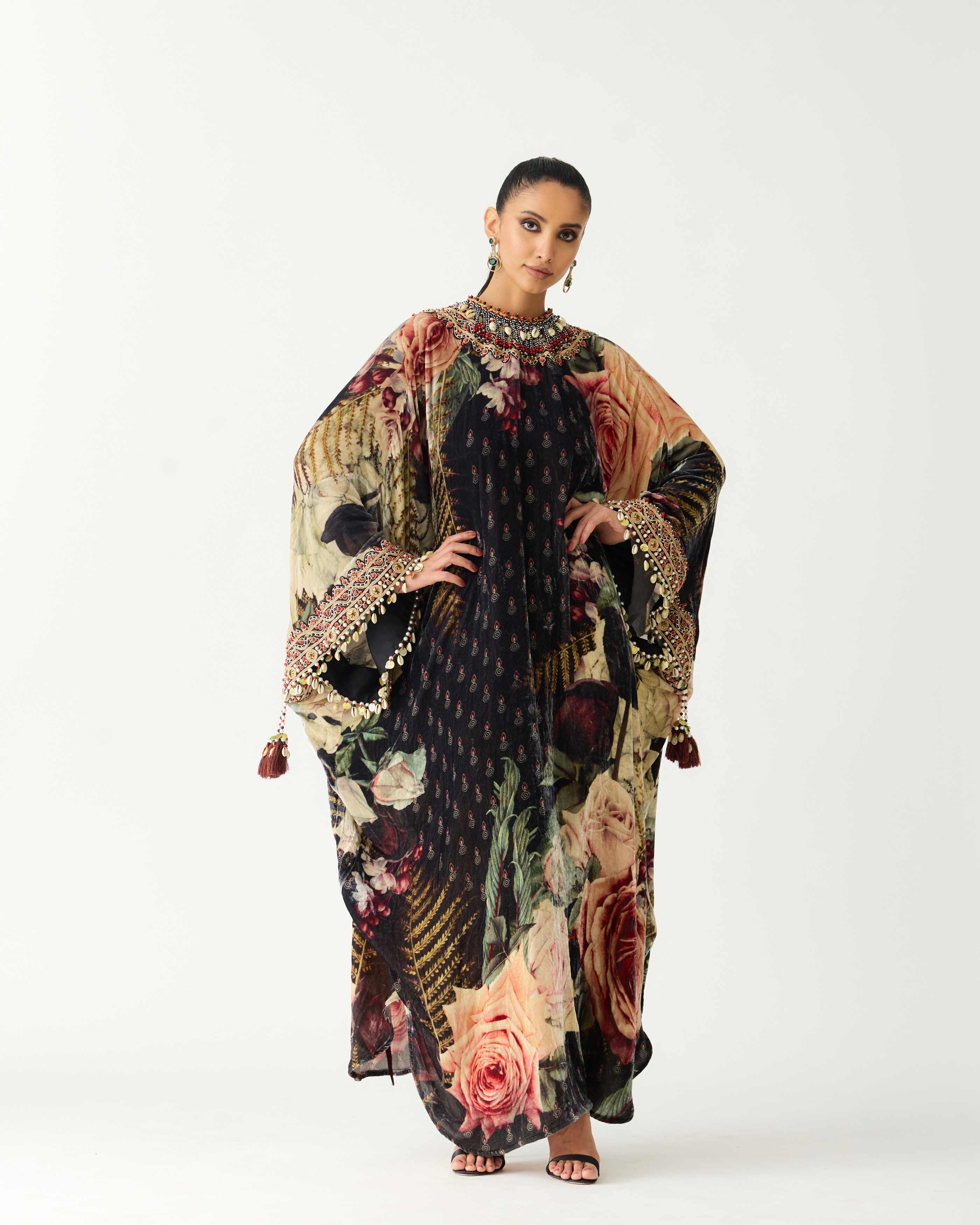 Zubaida : Bambi - Black