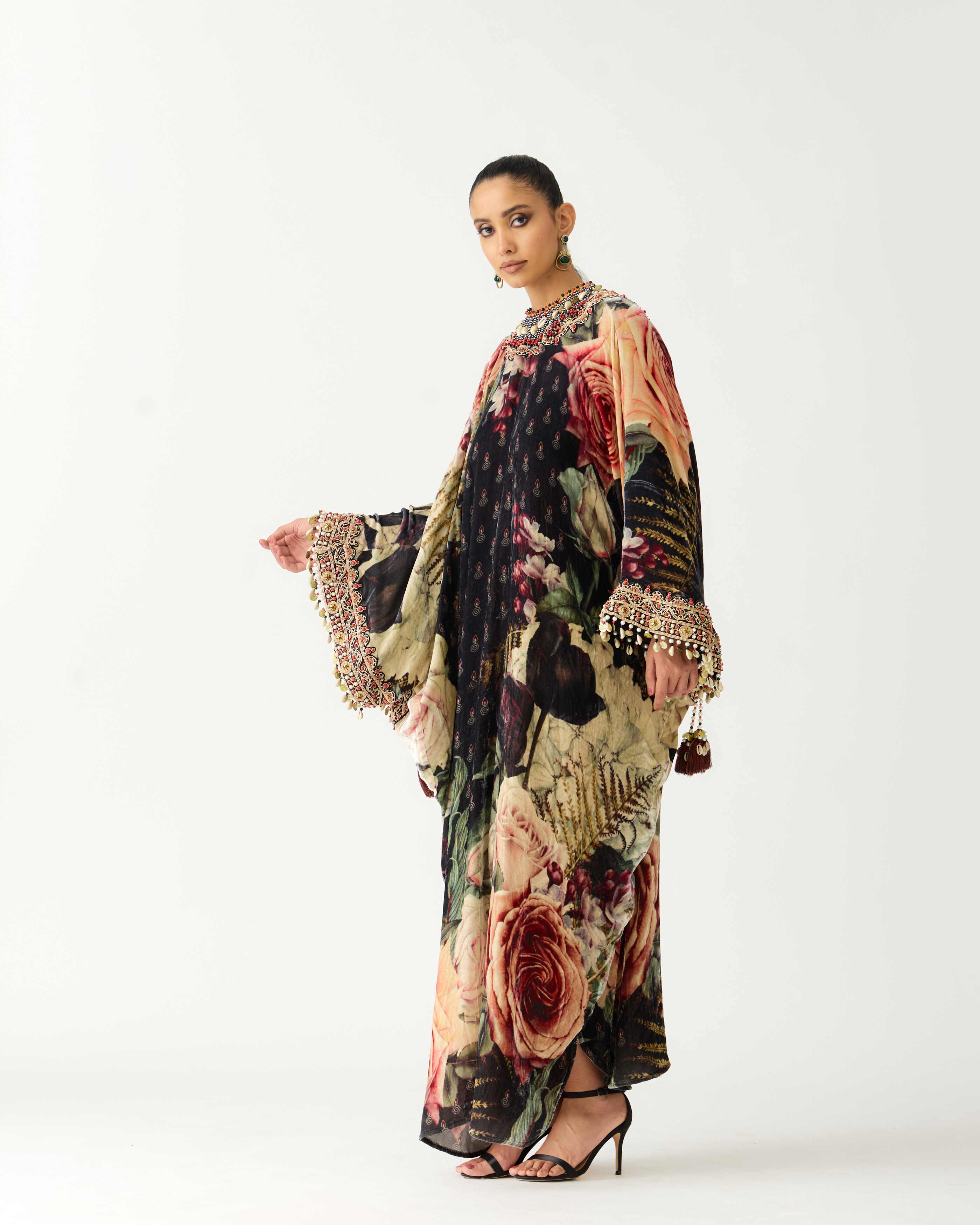 Zubaida : Bambi - Black