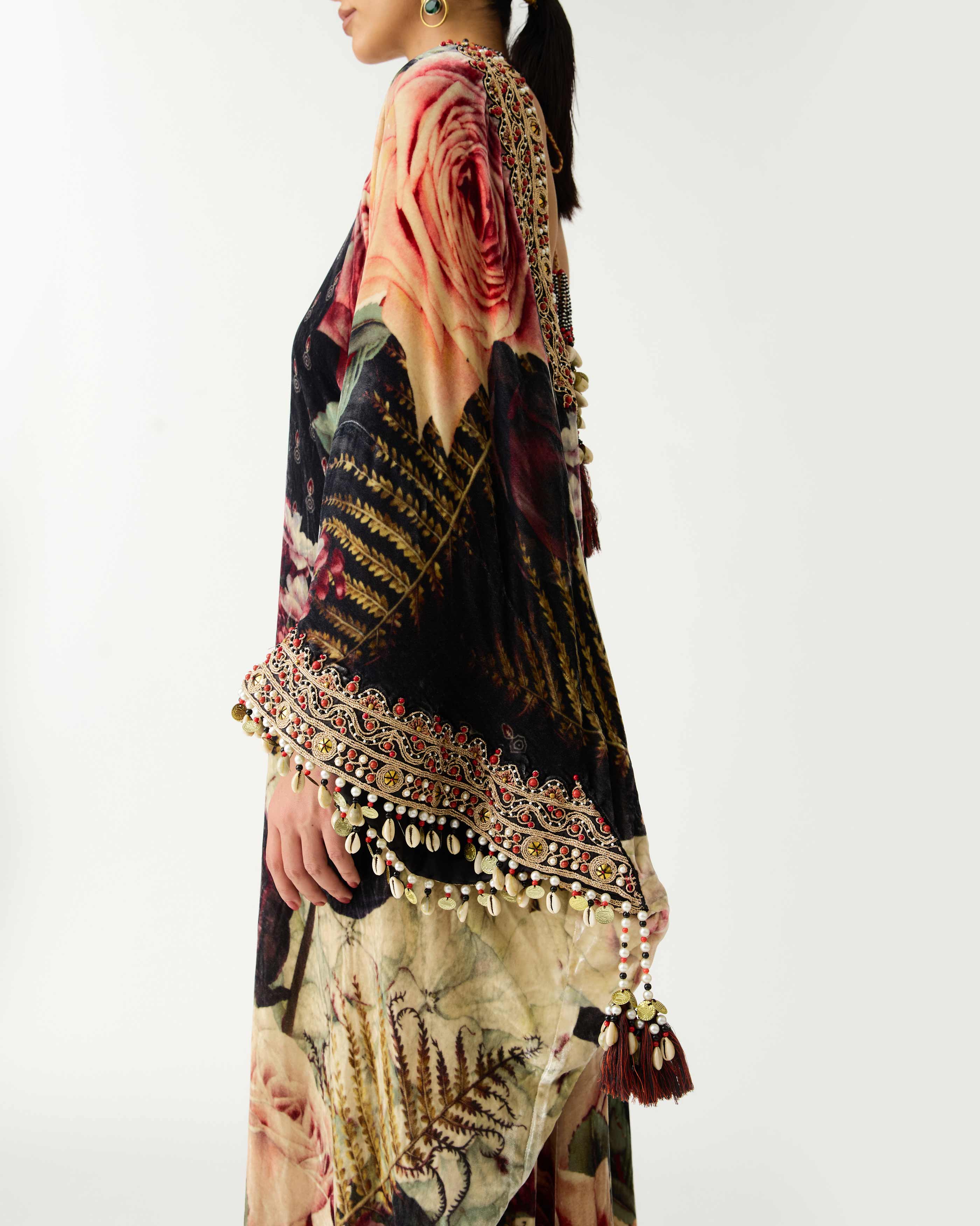 Zubaida : Bambi - Black