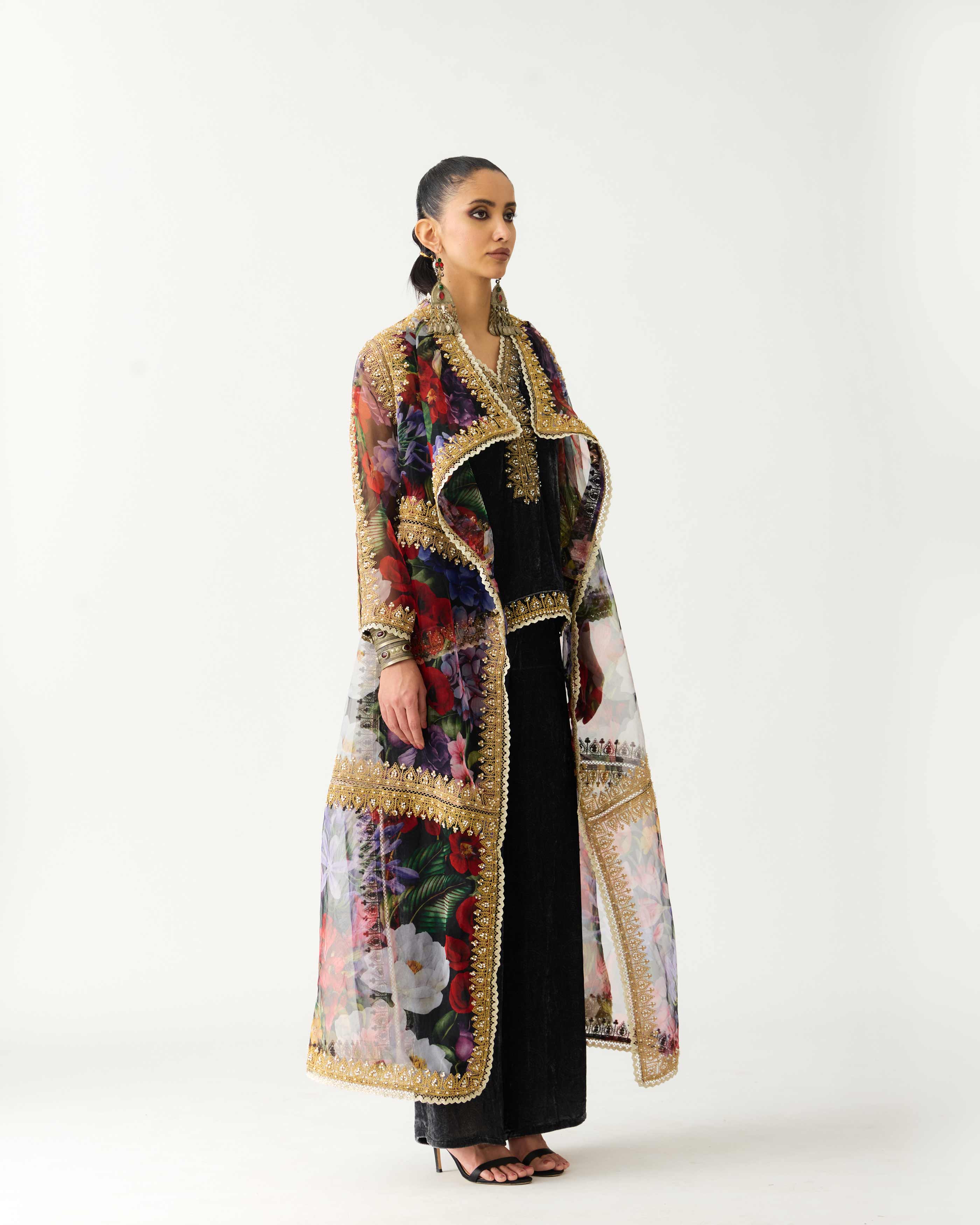 Zubaida : Ursula - Black