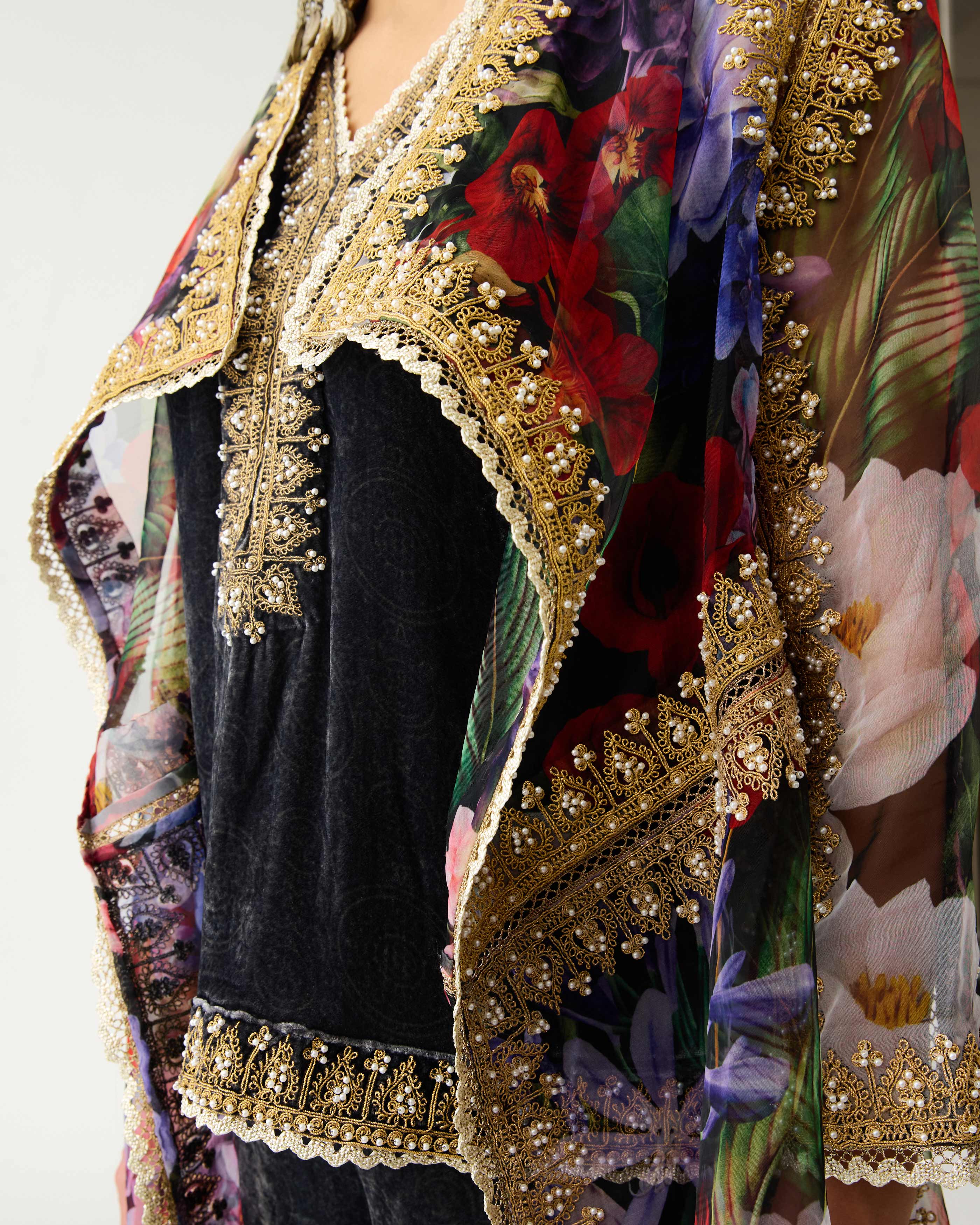 Zubaida : Ursula - Black