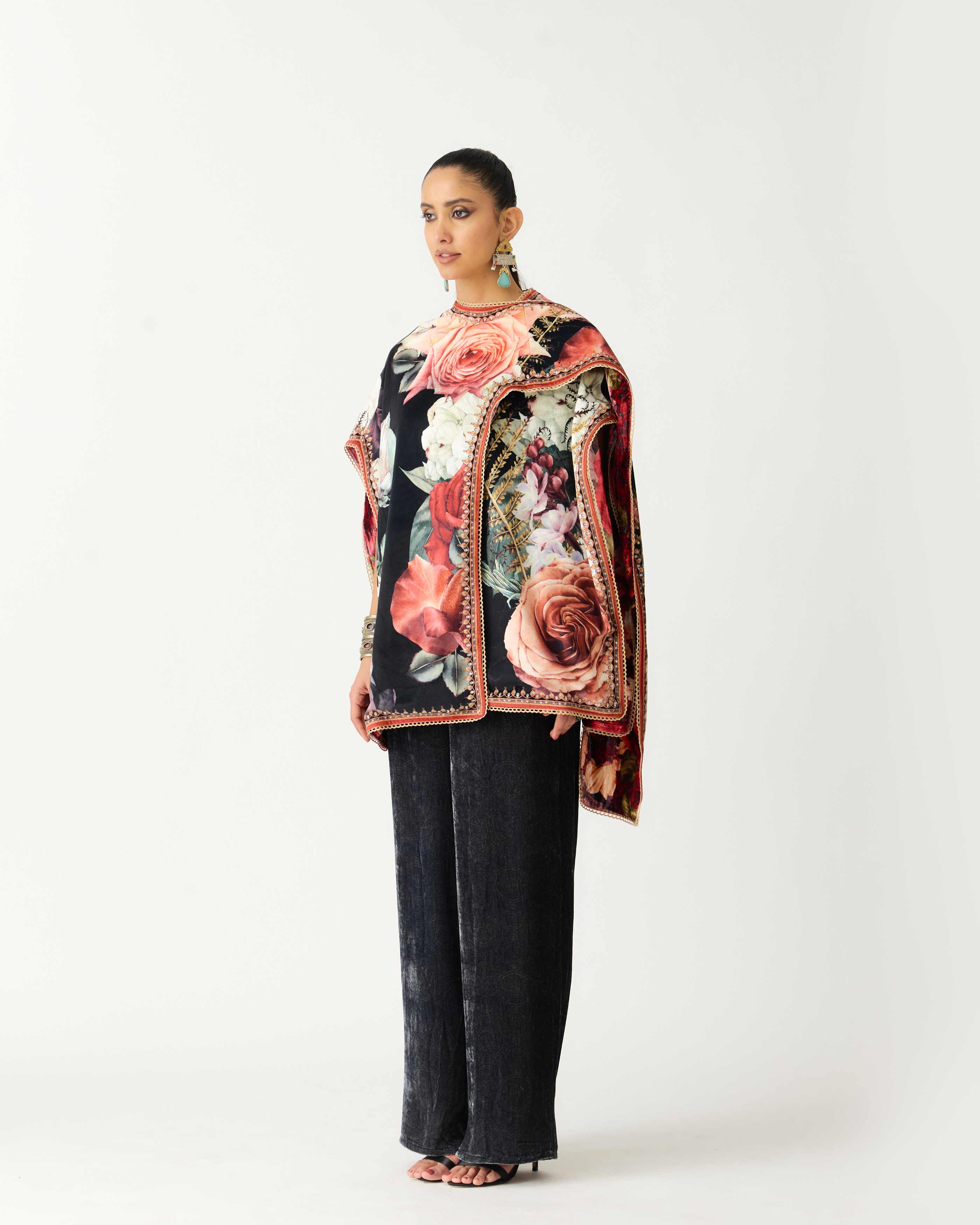 Zubaida : Pankhuri - Vintage Rose