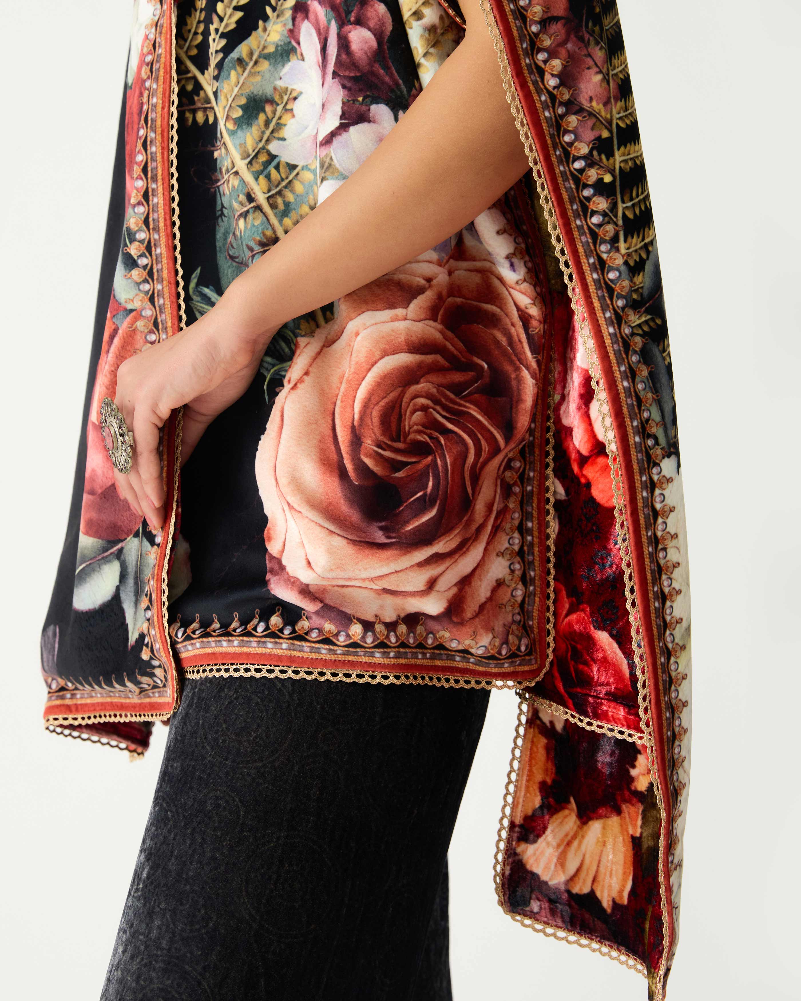 Zubaida : Pankhuri - Vintage Rose