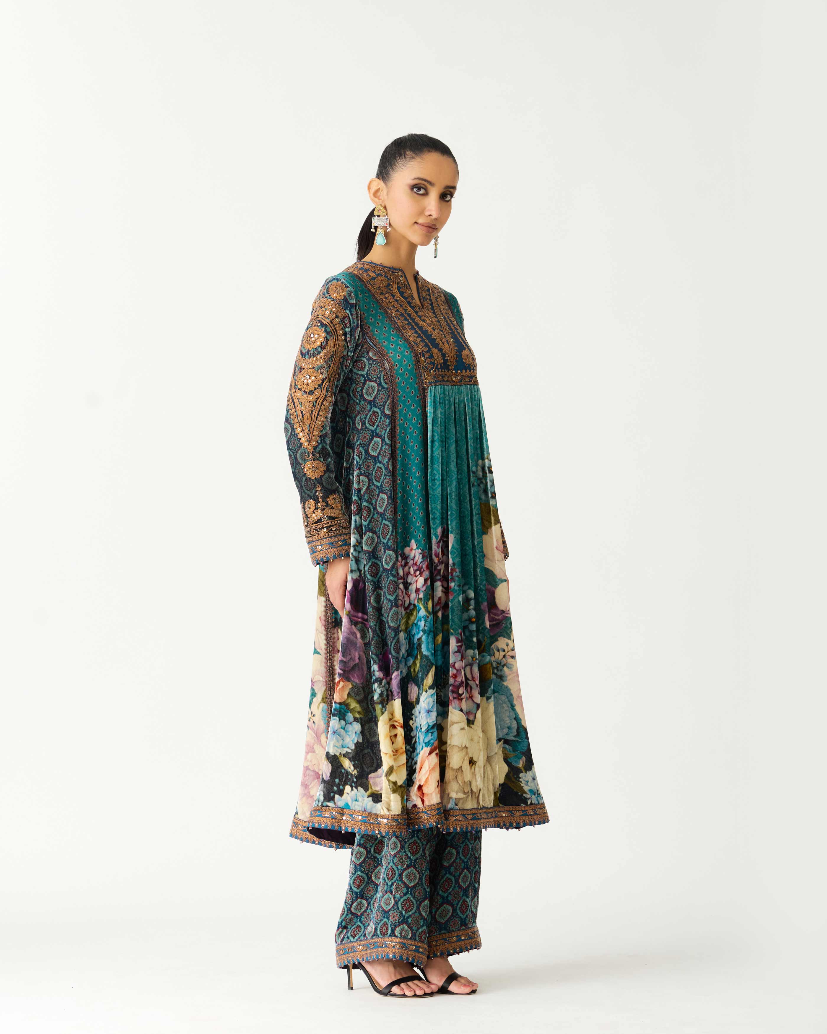 Zubaida : Anisha - Teal