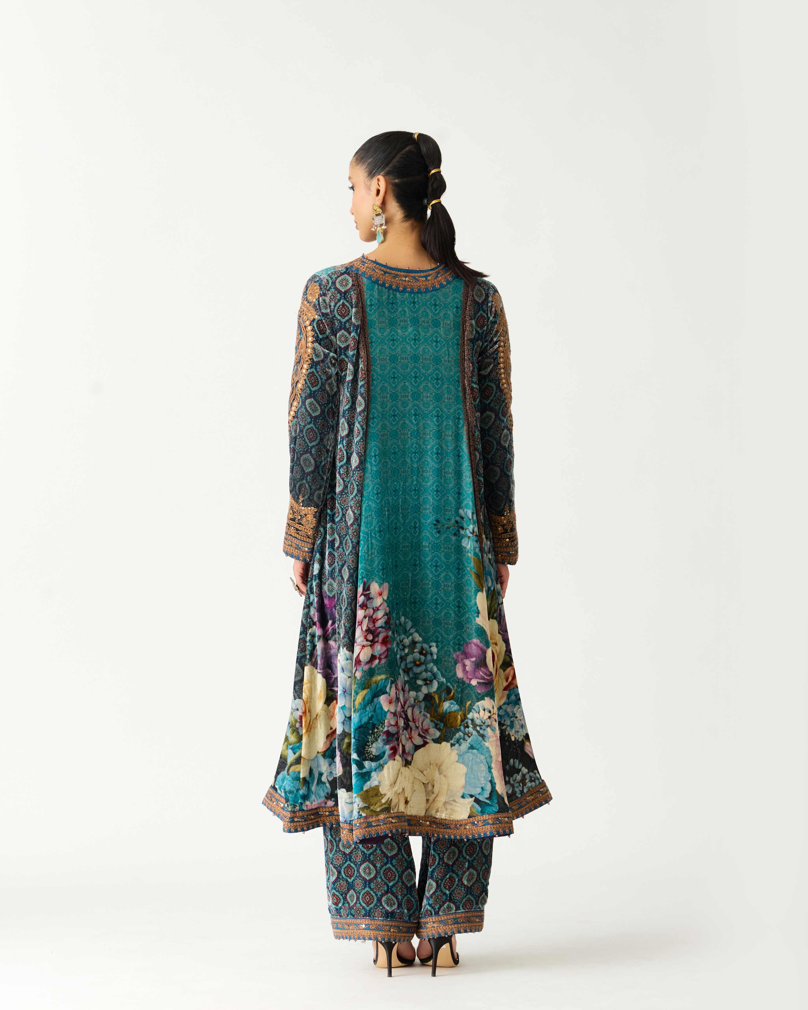 Zubaida : Anisha - Teal