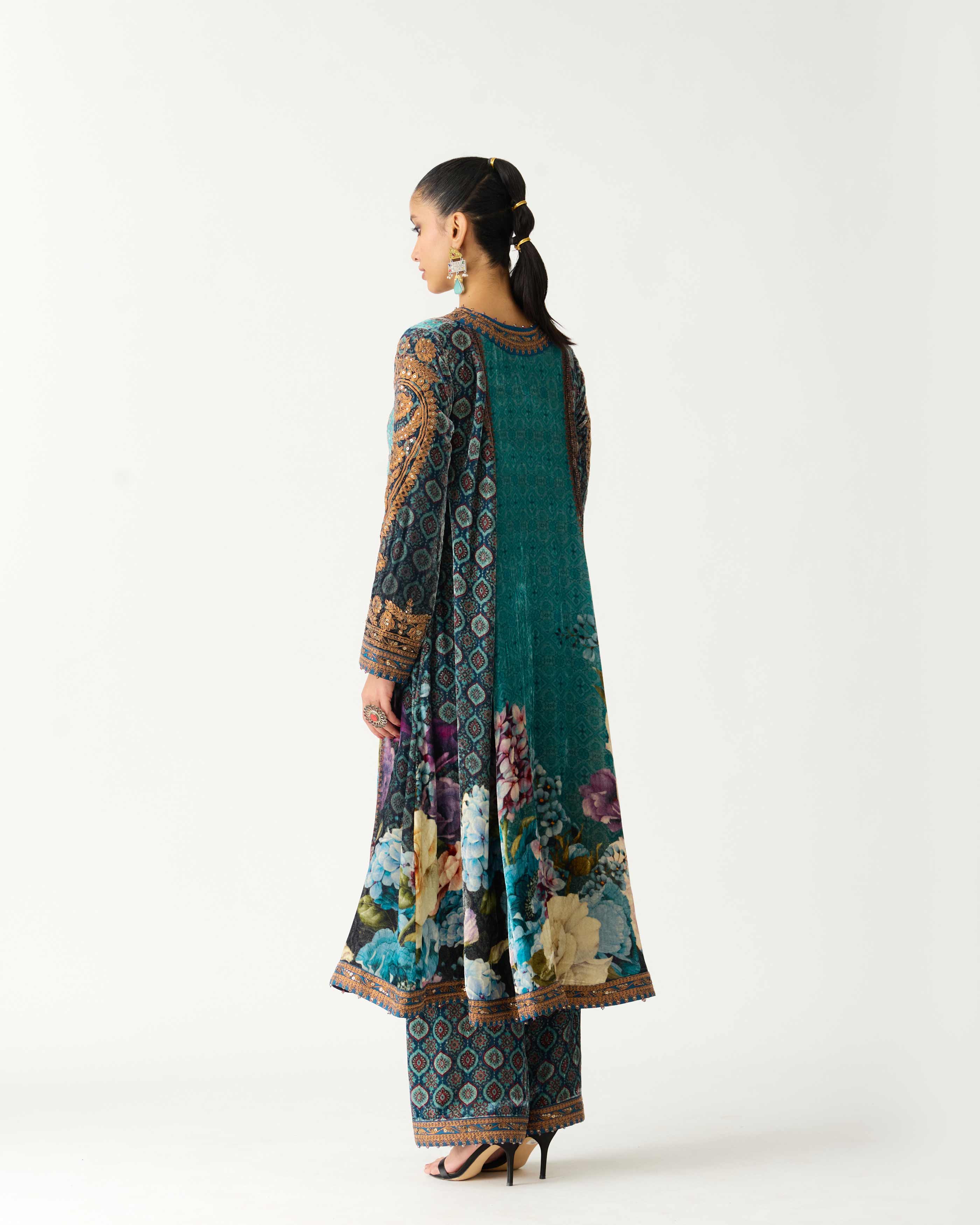 Zubaida : Anisha - Teal