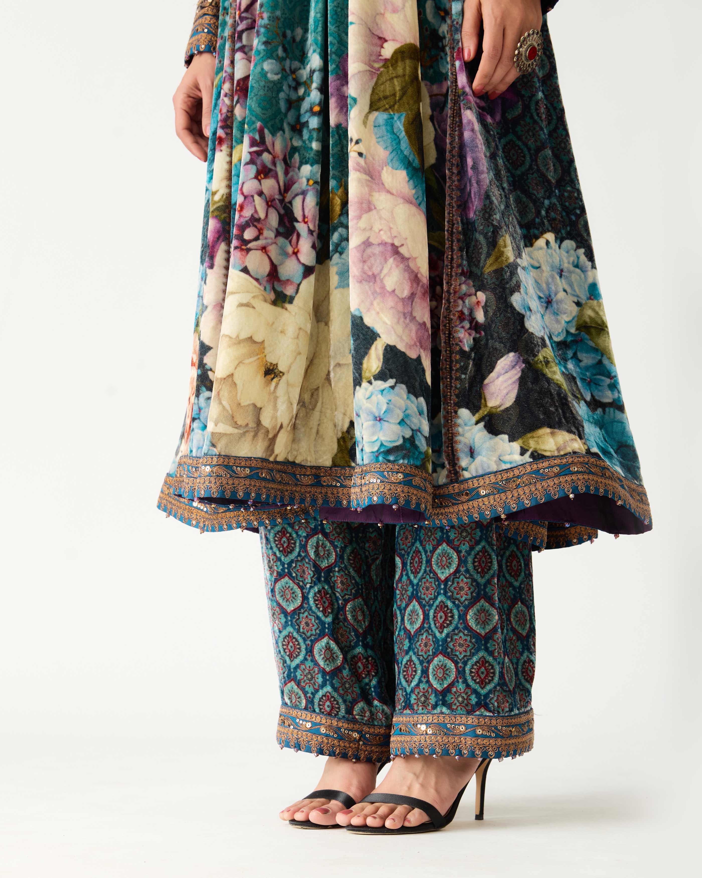Zubaida : Anisha - Teal