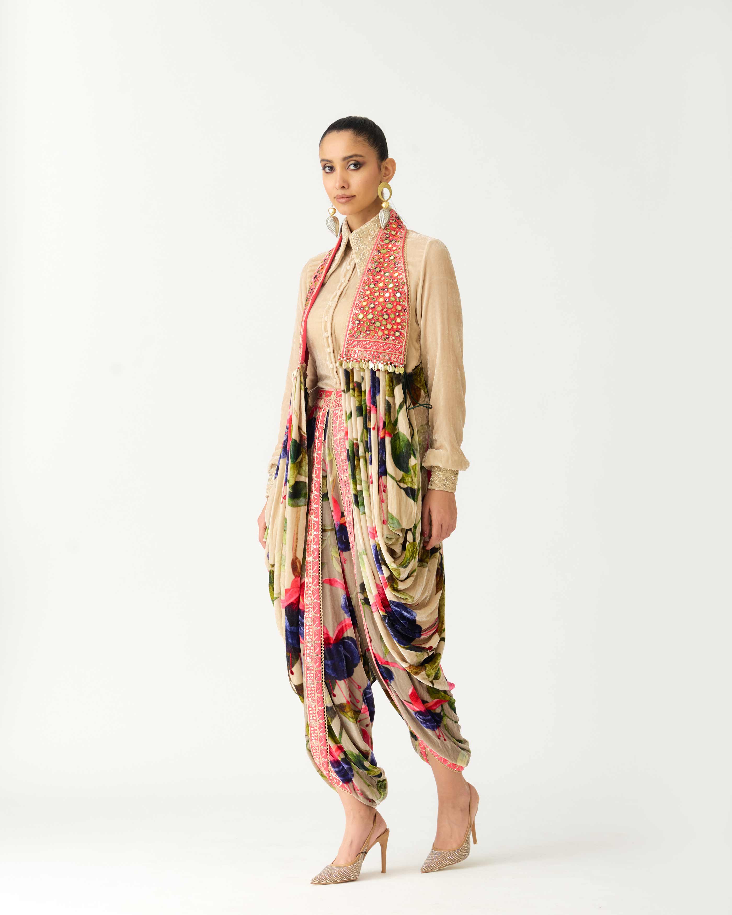 Zubaida : Javik - Fuchsia/Taupe