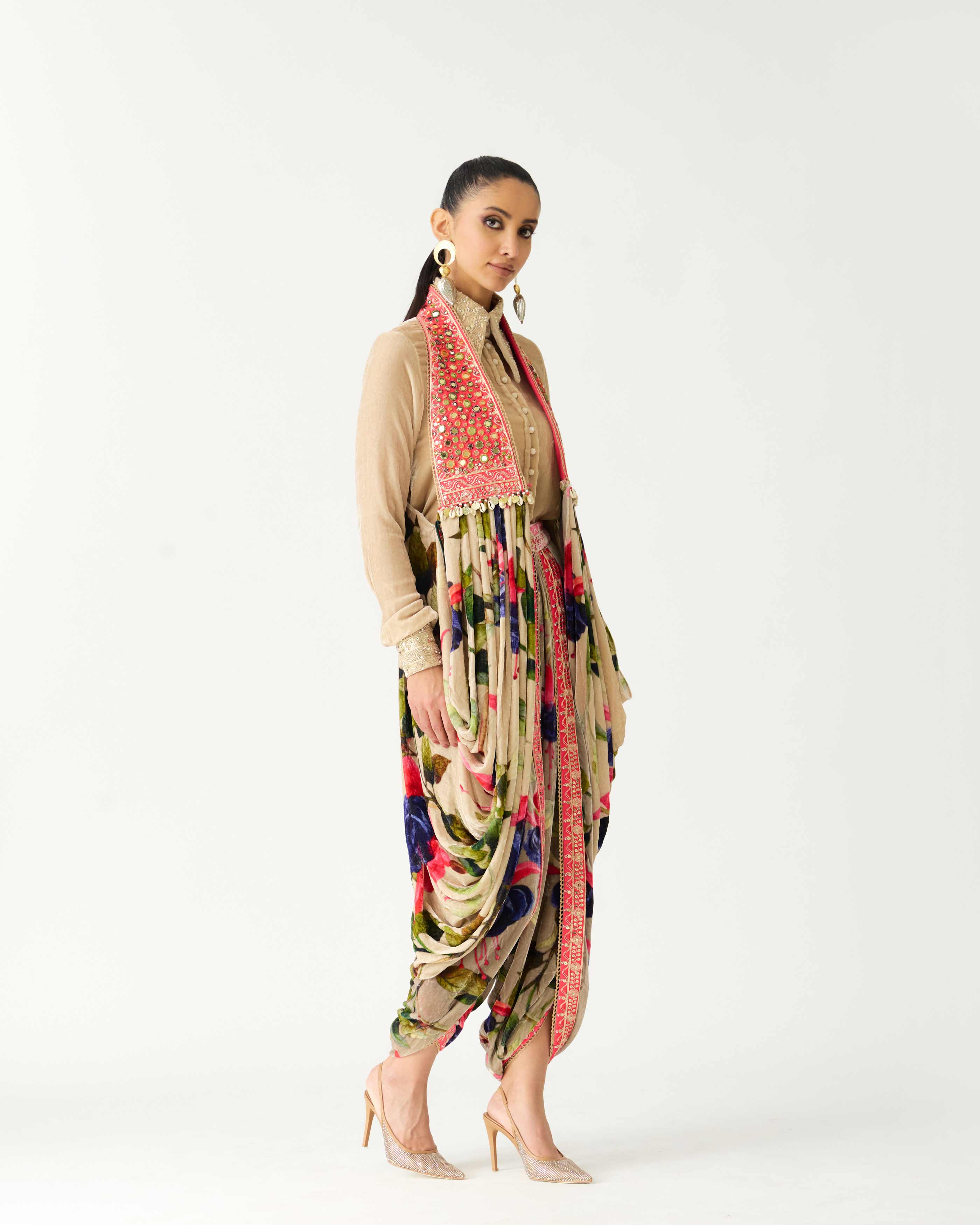 Zubaida : Javik - Fuchsia/Taupe