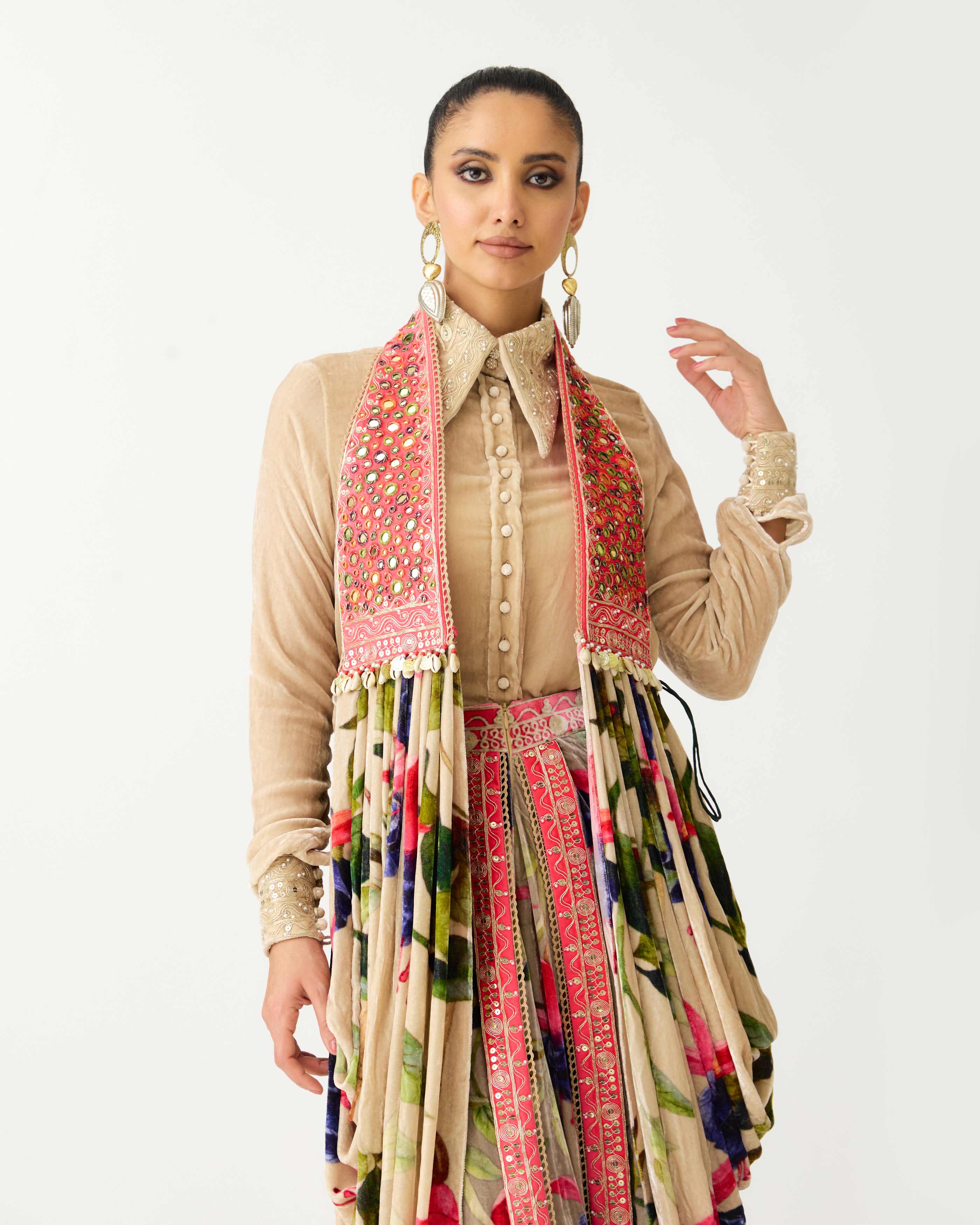Zubaida : Javik - Fuchsia/Taupe