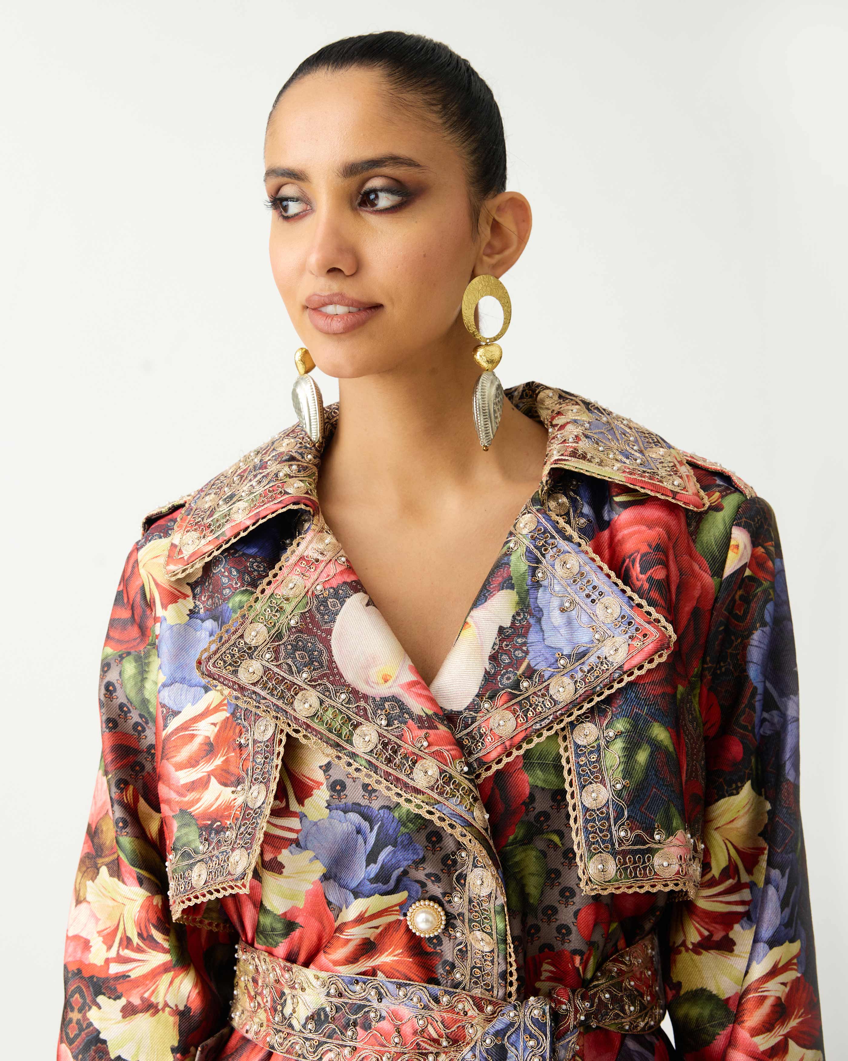 Zubaida : Trucia/Saumya - Taupe