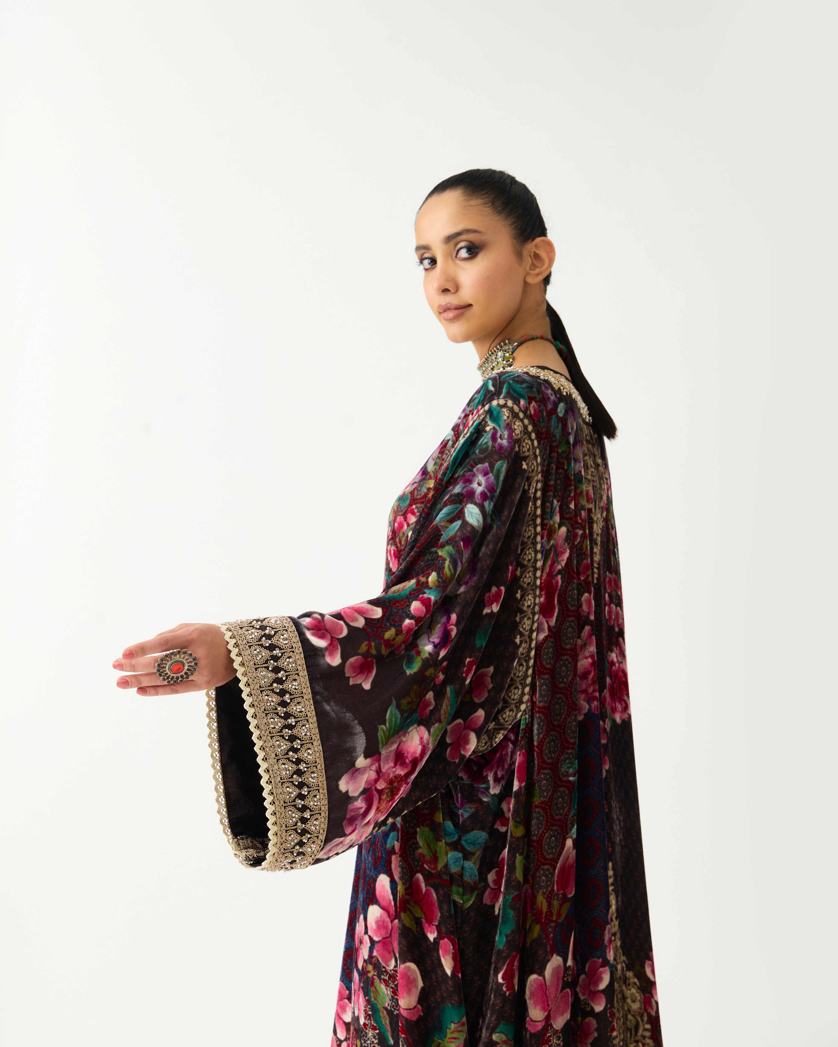 Zubaida : Olivia - Plum
