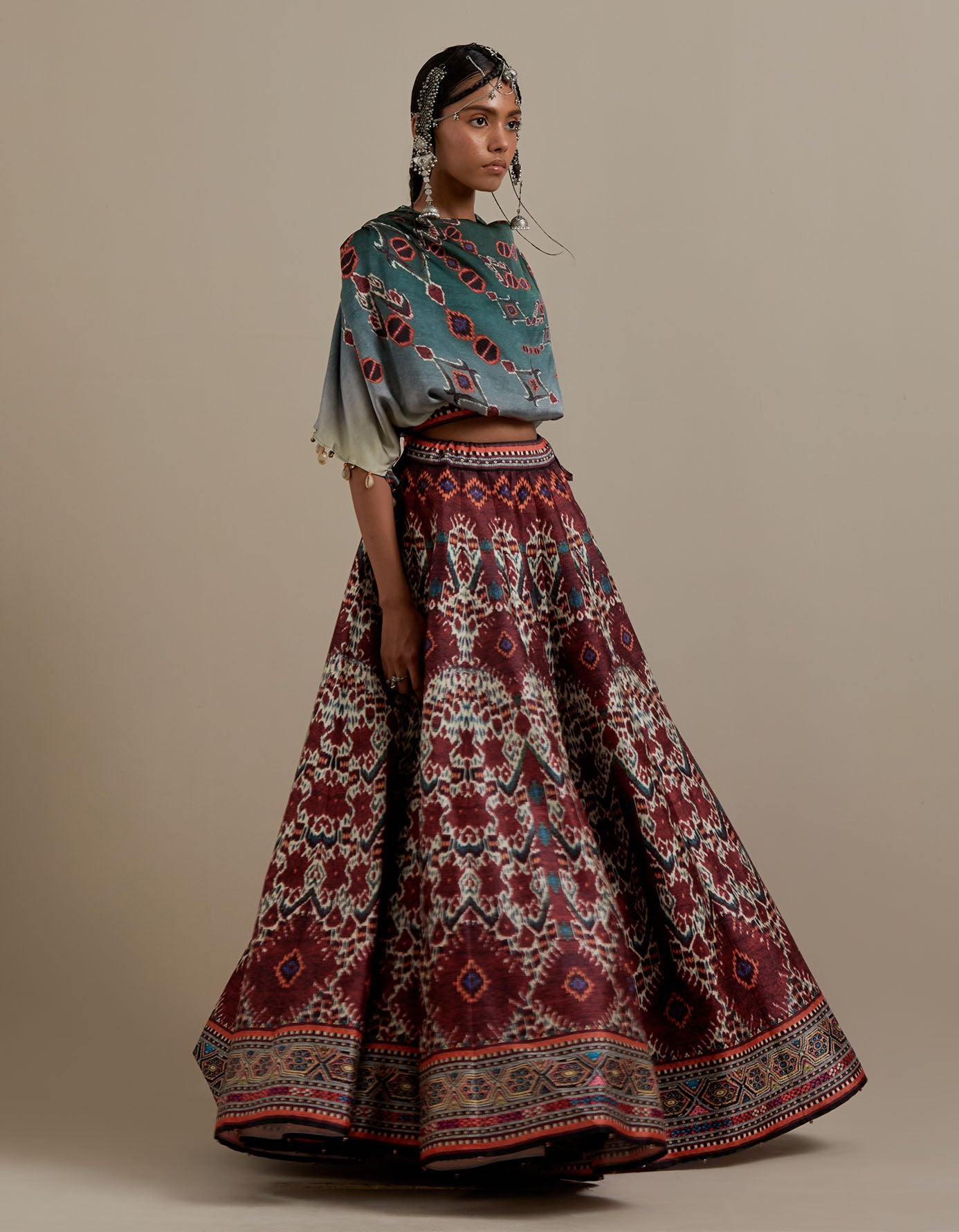 Kasbah : Varsha/Leela - Maroon/Teal